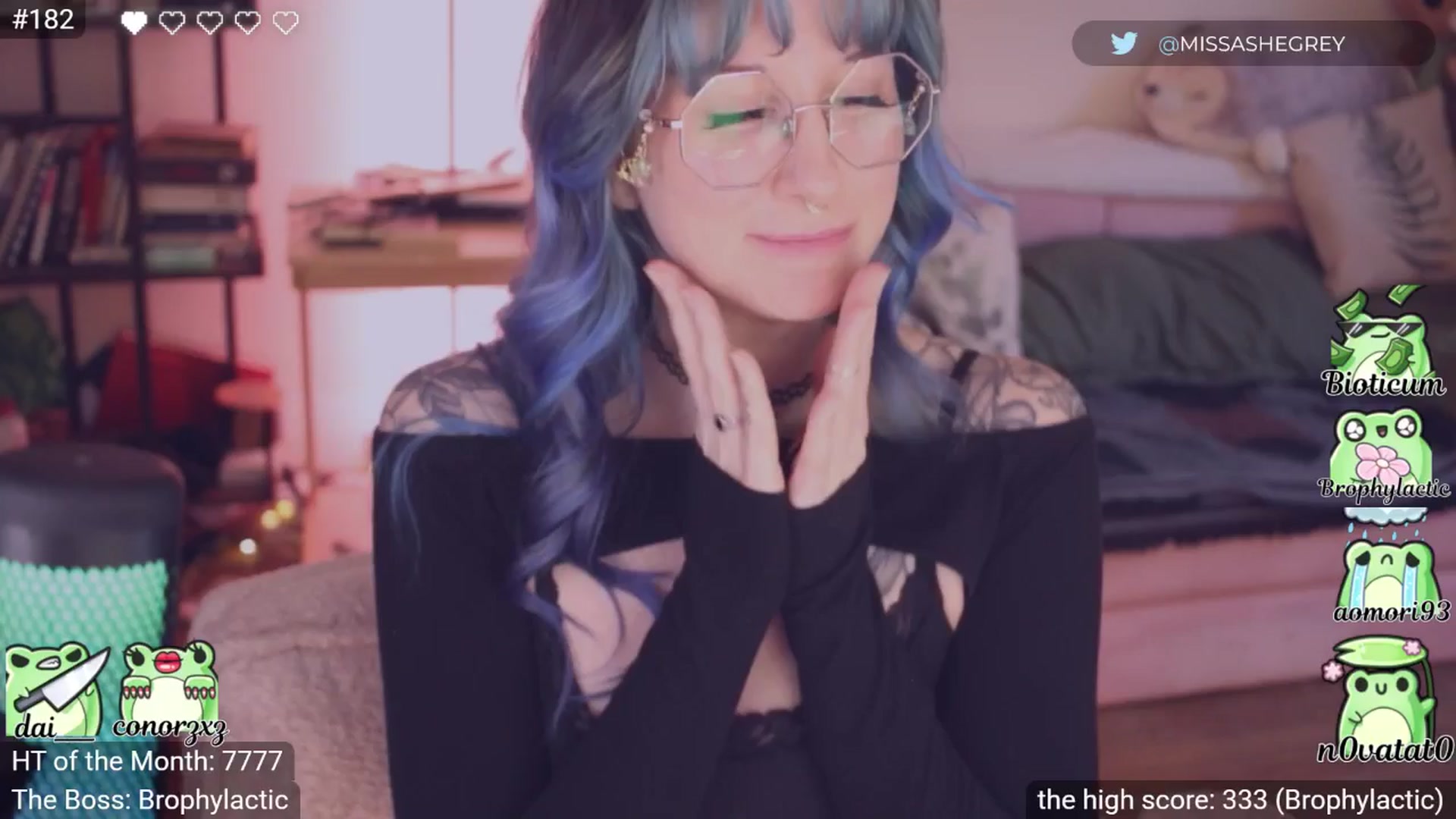 Gallery image thumbnail from little_crow's myfreecams stream on, 03/06/2026, 01:48 image 12 of 20