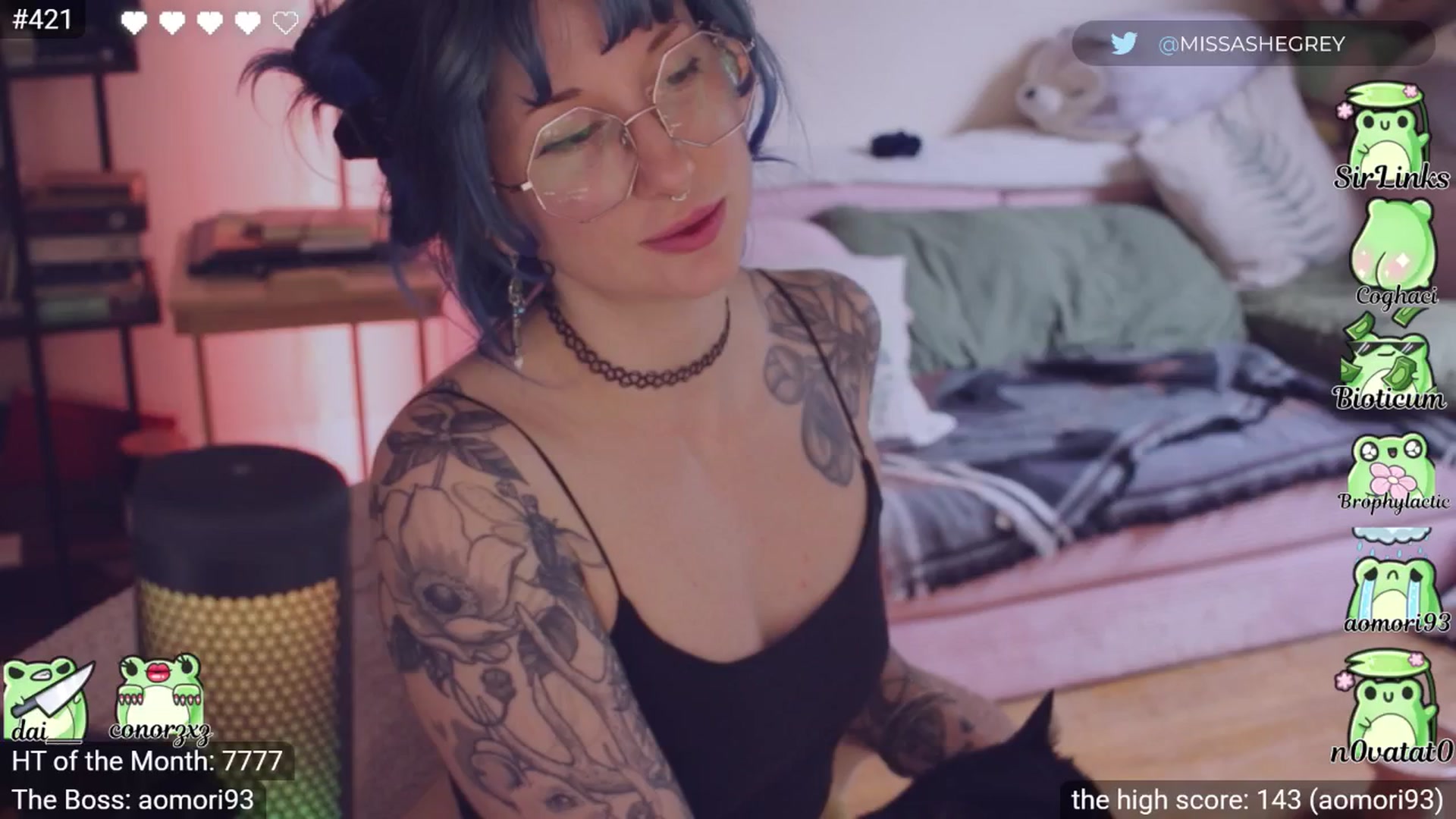 Gallery image thumbnail from little_crow's myfreecams stream on, 03/15/2026, 21:49 image 15 of 20