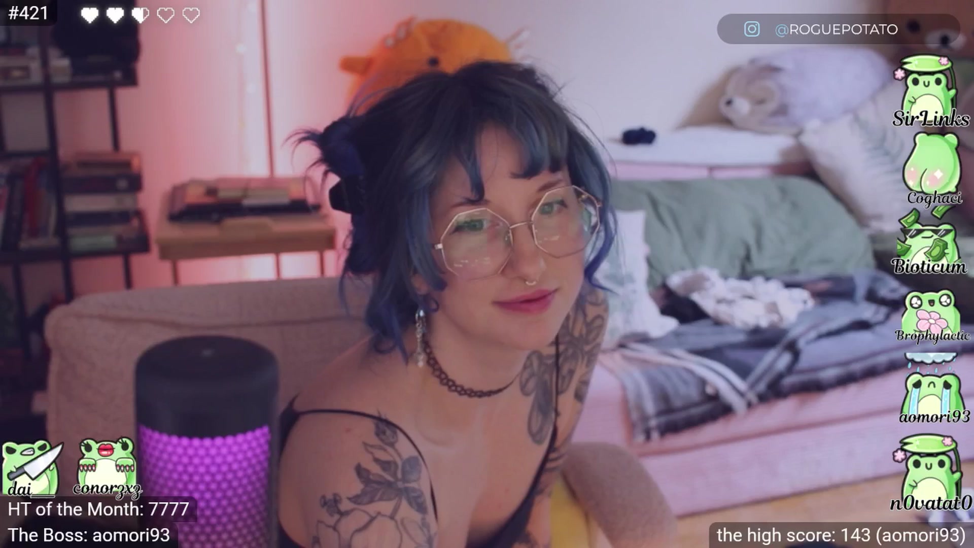 Gallery image thumbnail from little_crow's myfreecams stream on, 03/15/2026, 21:49 image 10 of 20