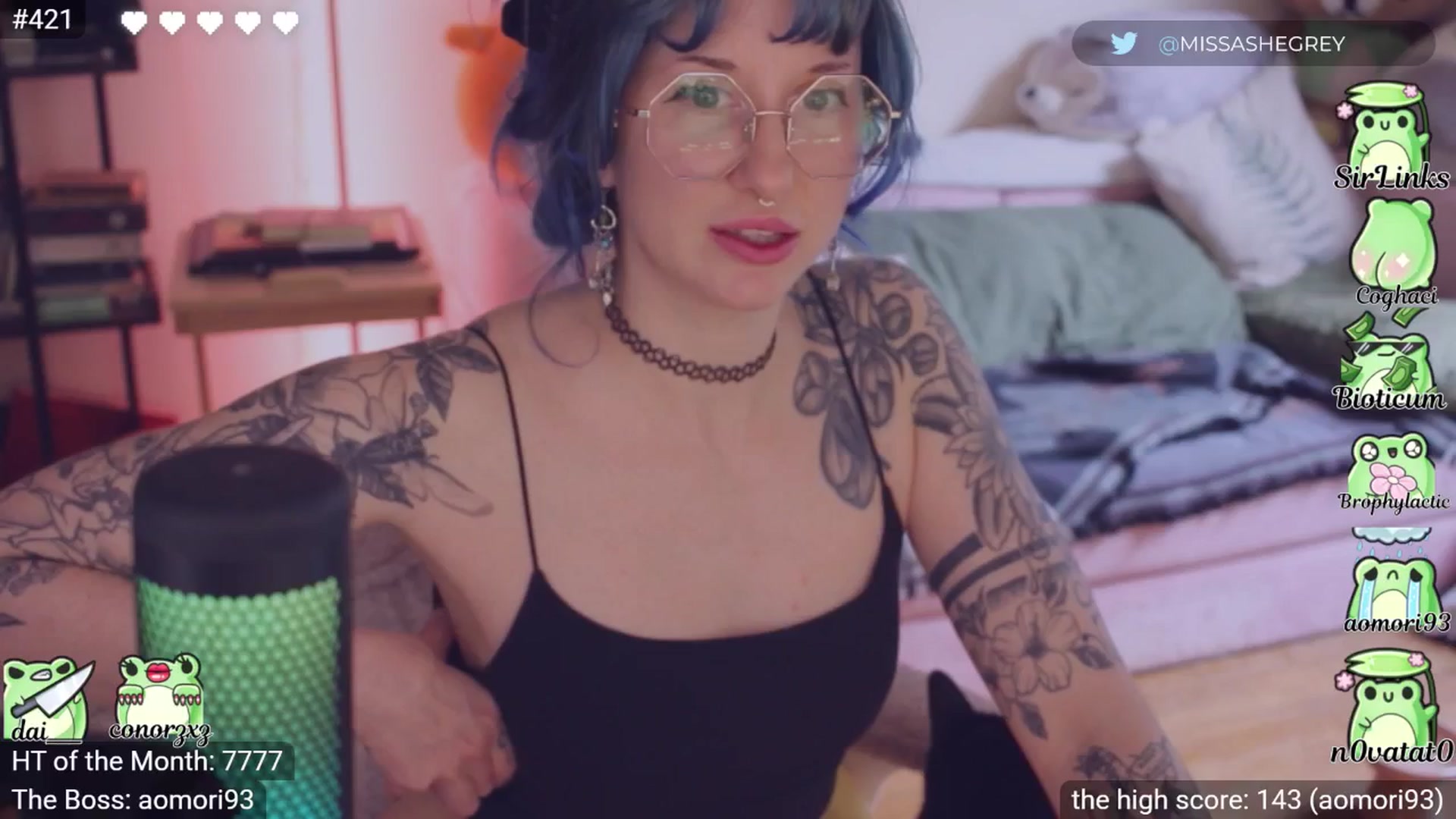 Gallery image thumbnail from little_crow's myfreecams stream on, 03/15/2026, 21:49 image 14 of 20