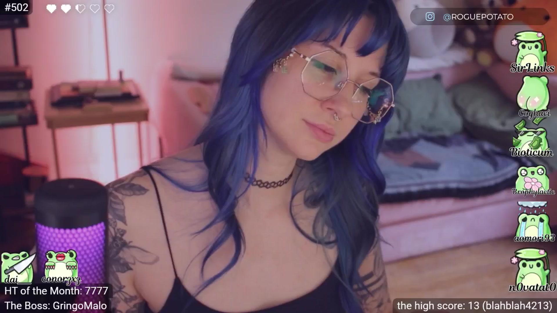 Gallery image thumbnail from little_crow's myfreecams stream on, 03/20/2026, 24:09 image 11 of 20
