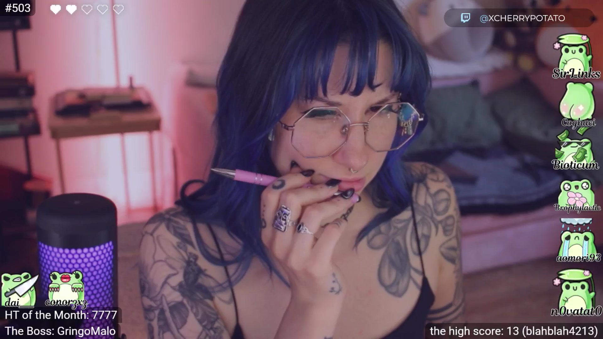 Gallery image thumbnail from little_crow's myfreecams stream on, 03/20/2026, 24:09 image 19 of 20