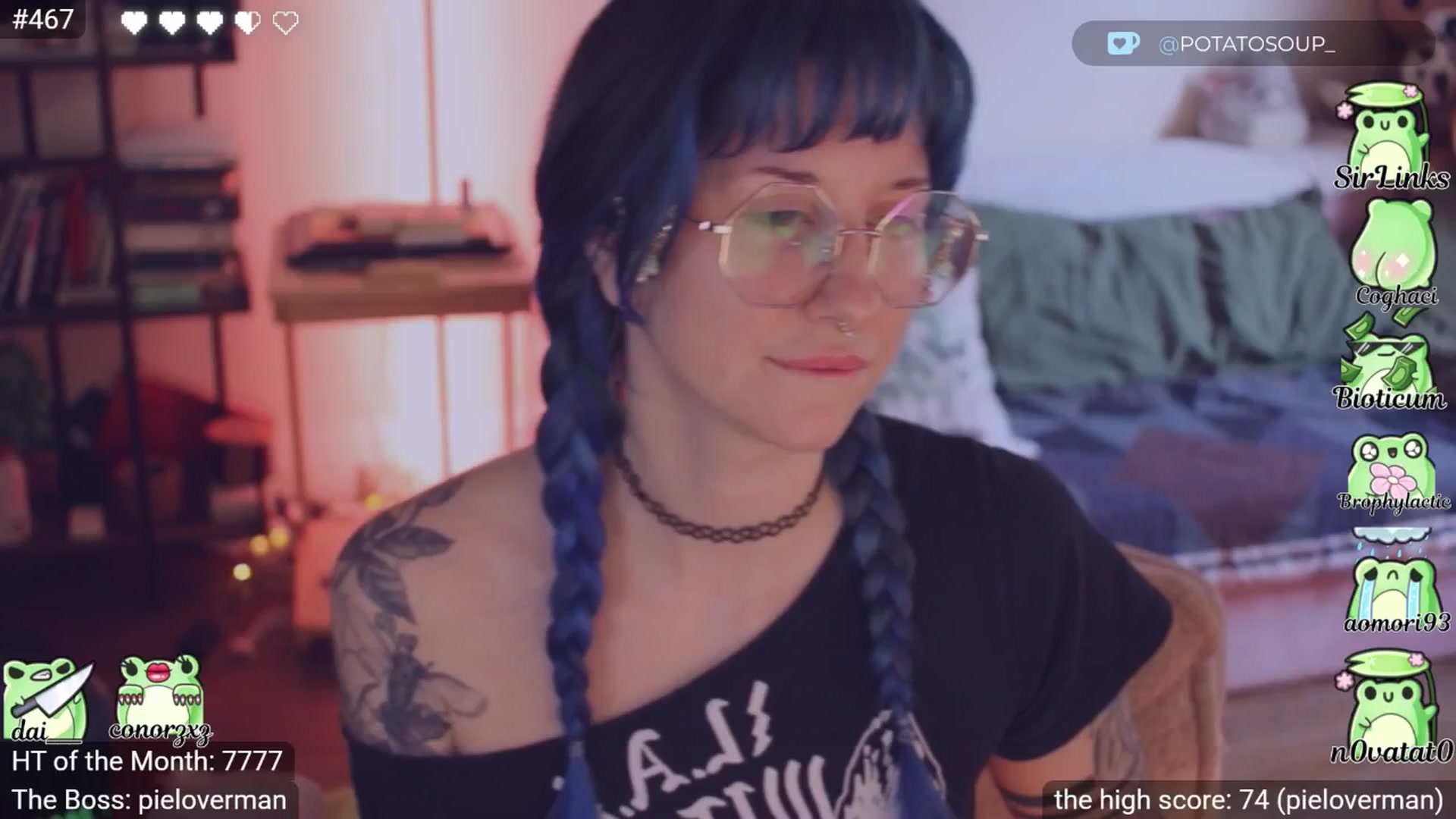 Gallery image thumbnail from little_crow's myfreecams stream on, 03/23/2026, 24:25 image 11 of 20