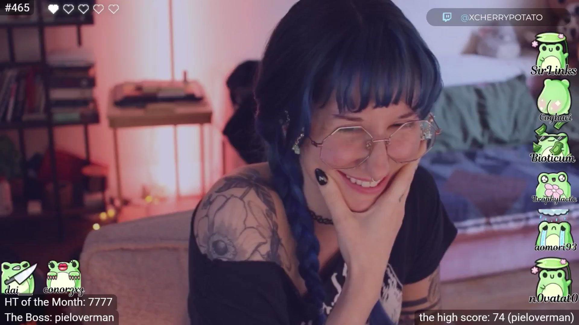 Gallery image thumbnail from little_crow's myfreecams stream on, 03/23/2026, 24:25 image 13 of 20