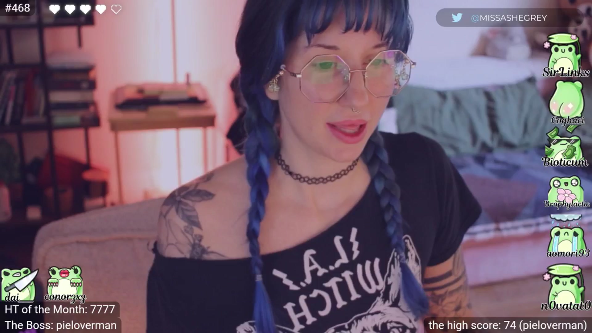 Gallery image thumbnail from little_crow's myfreecams stream on, 03/23/2026, 24:25 image 7 of 20