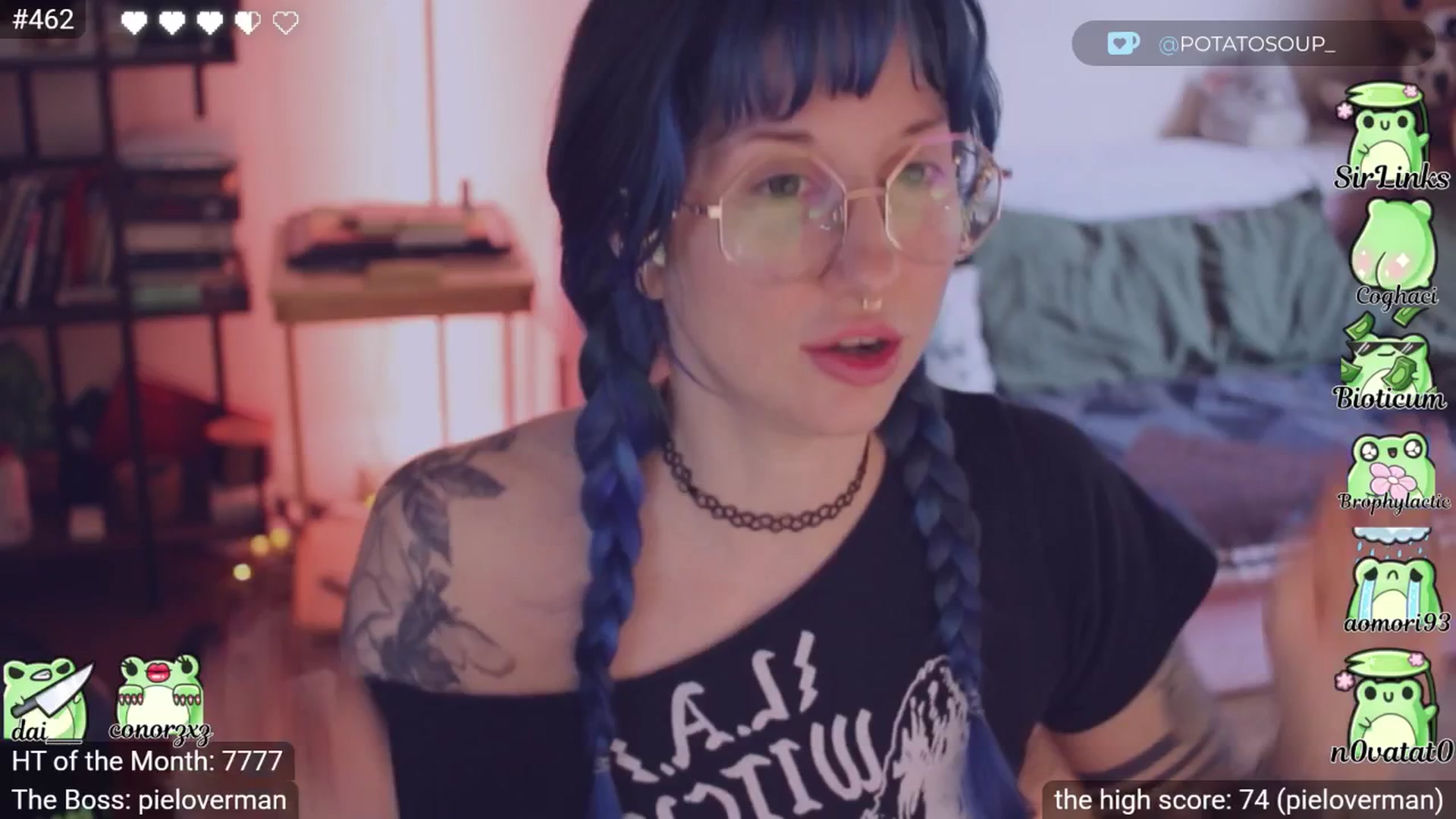 Gallery image thumbnail from little_crow's myfreecams stream on, 03/23/2026, 24:25 image 19 of 20