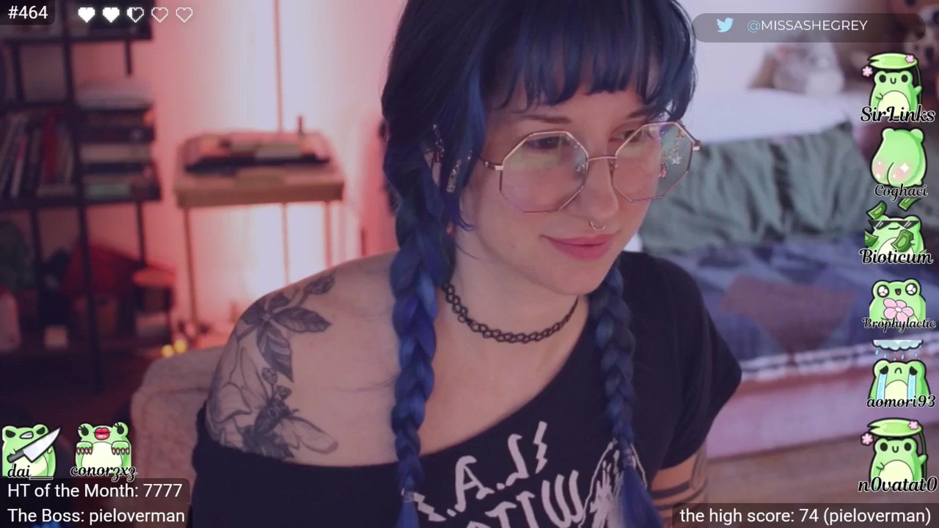 Gallery image thumbnail from little_crow's myfreecams stream on, 03/23/2026, 24:25 image 16 of 20