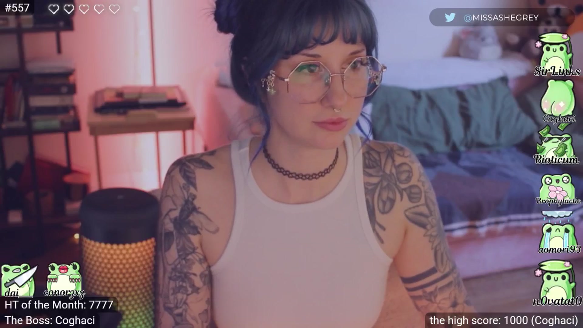 Gallery image thumbnail from little_crow's myfreecams stream on, 03/27/2026, 24:43 image 15 of 20