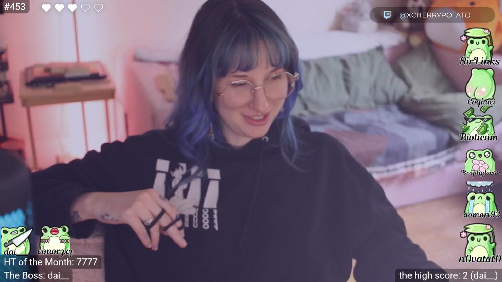 Gallery image thumbnail from little_crow's myfreecams stream on, 03/29/2026, 24:03 image 3 of 20