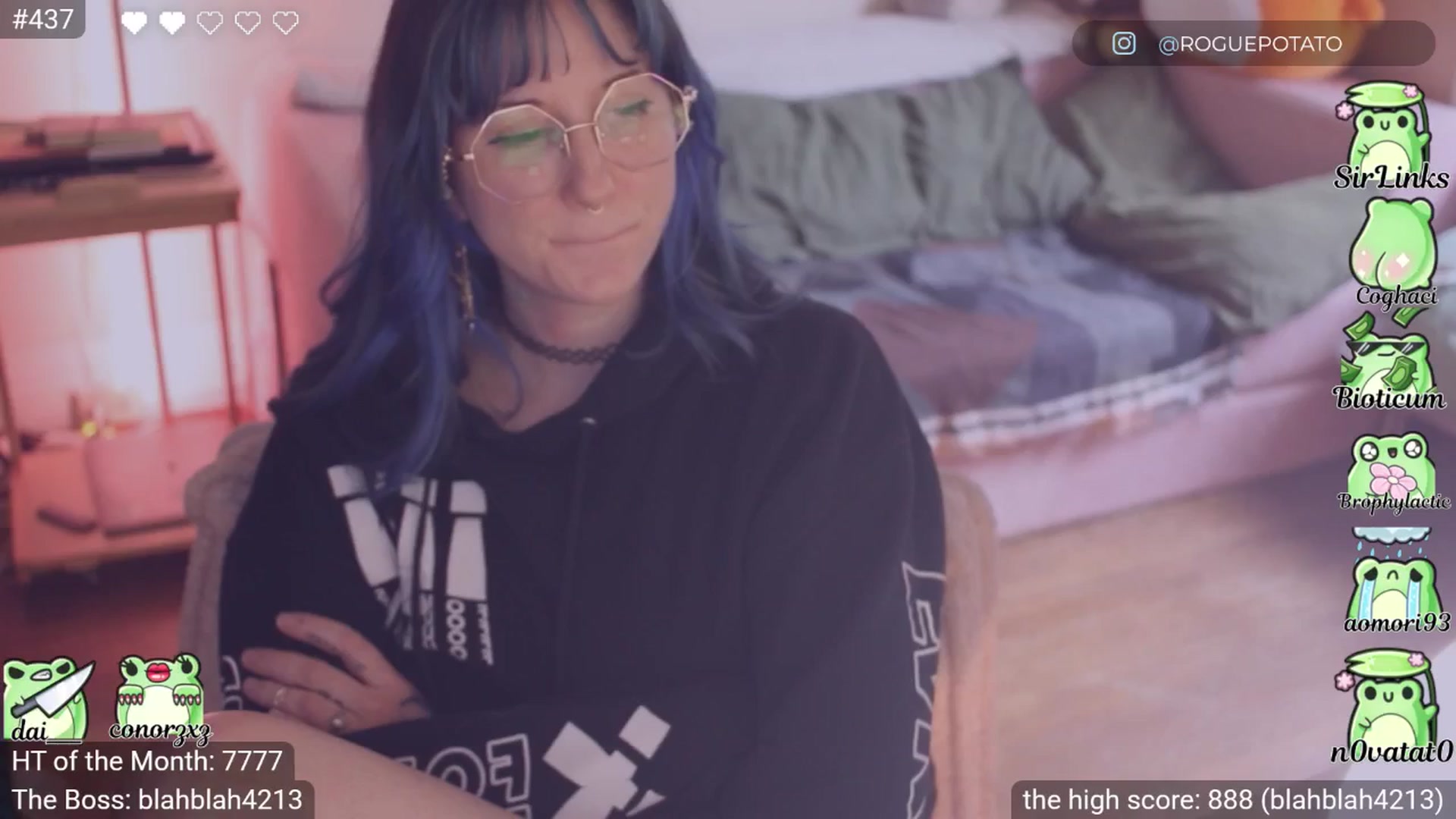Gallery image thumbnail from little_crow's myfreecams stream on, 03/29/2026, 24:23 image 5 of 20