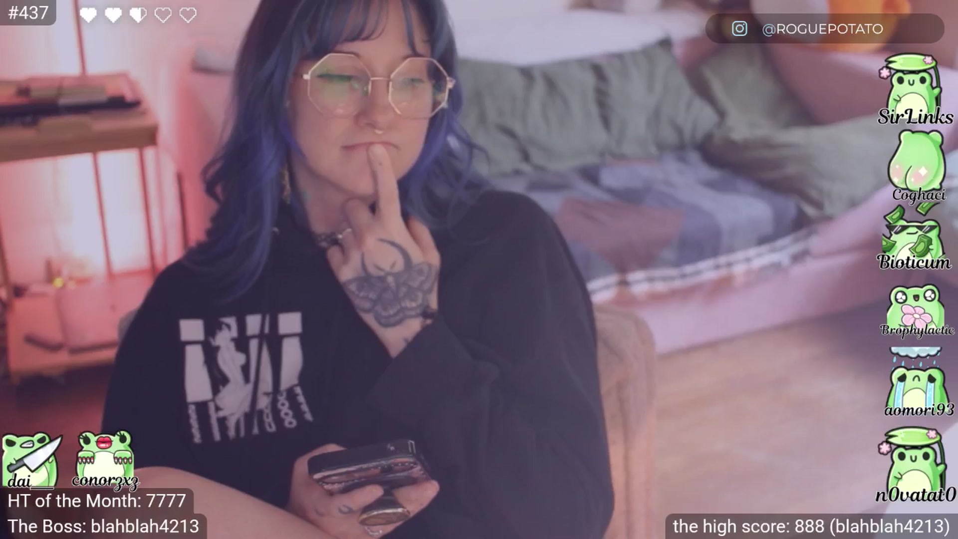 Gallery image thumbnail from little_crow's myfreecams stream on, 03/29/2026, 24:23 image 2 of 20