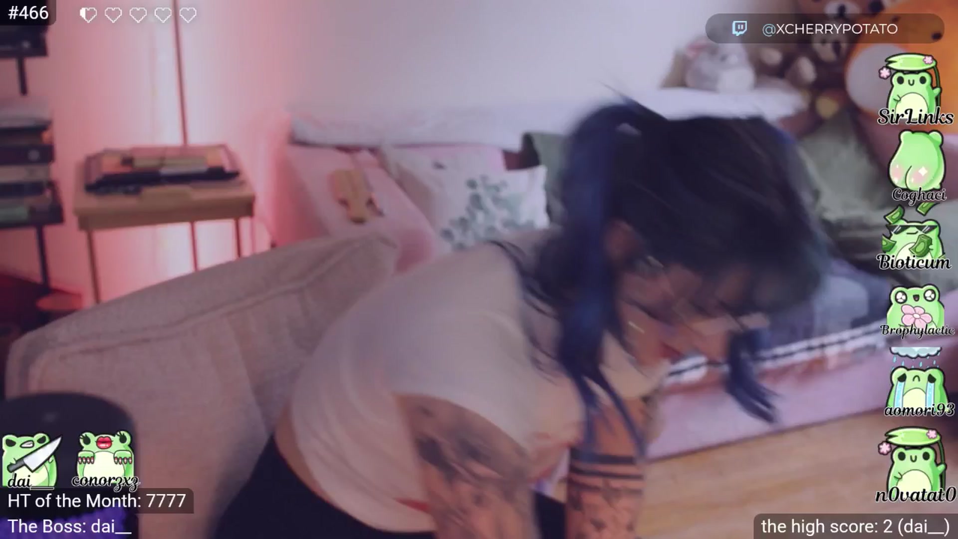 Gallery image thumbnail from little_crow's myfreecams stream on, 03/29/2026, 23:57 image 1 of 20
