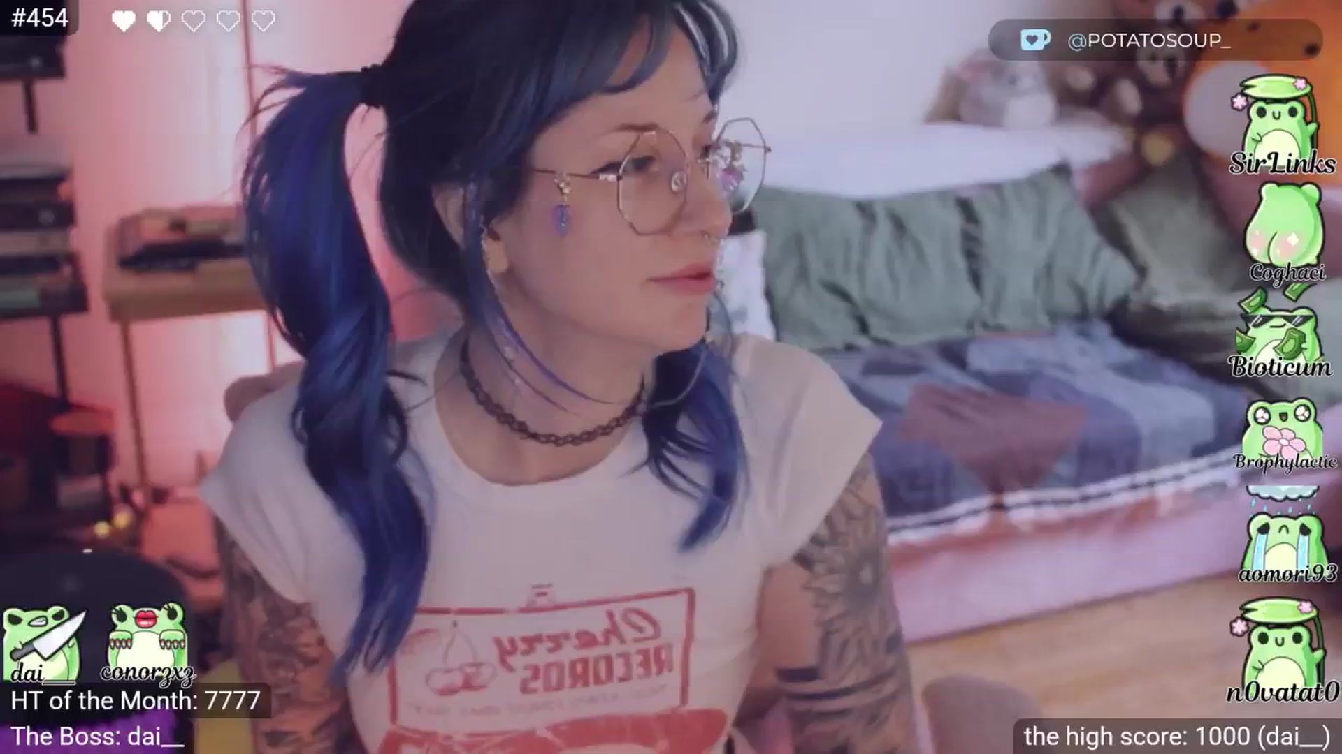 Gallery image thumbnail from little_crow's myfreecams stream on, 03/29/2026, 23:57 image 6 of 20