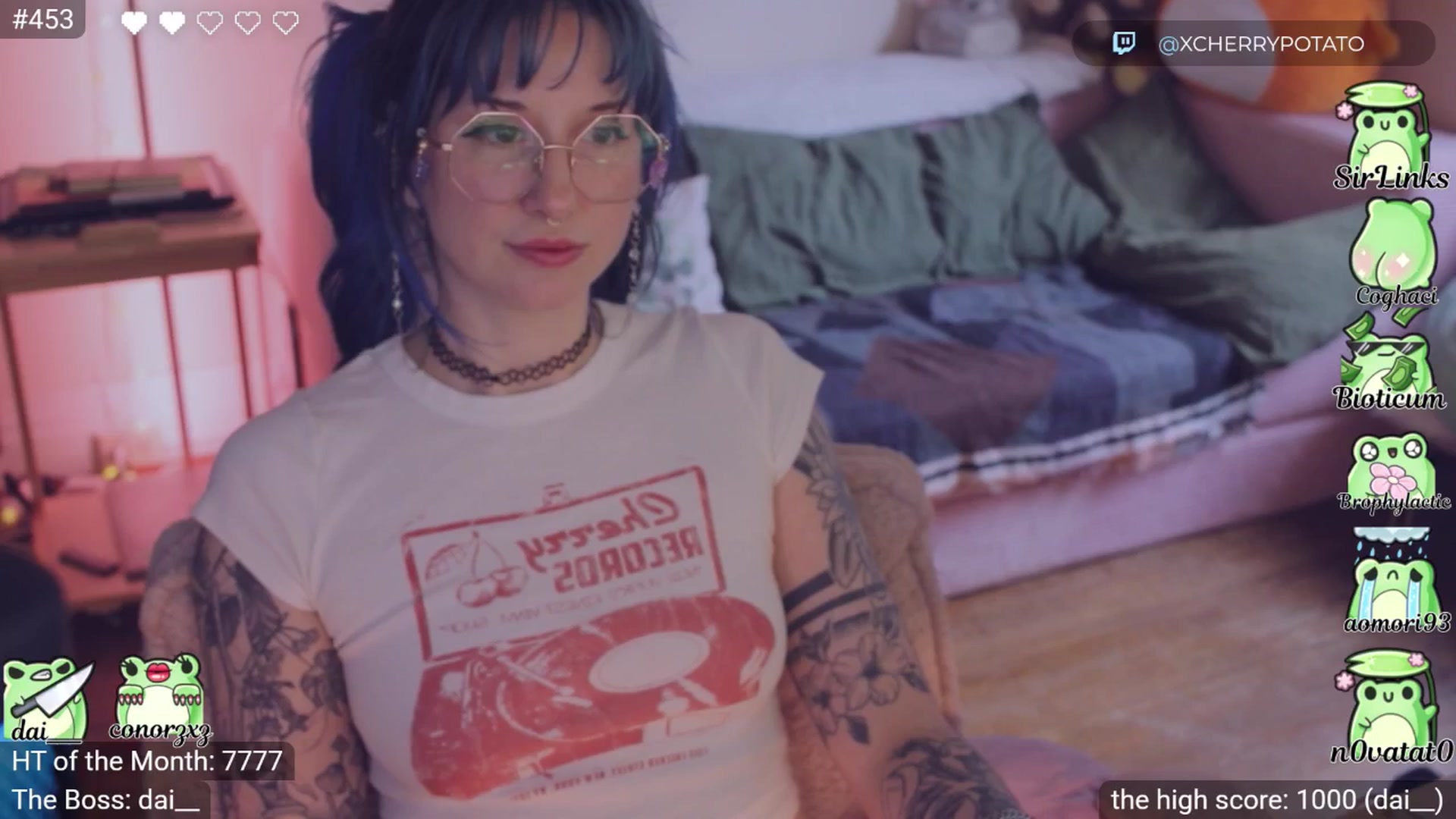 Gallery image thumbnail from little_crow's myfreecams stream on, 03/29/2026, 23:57 image 8 of 20
