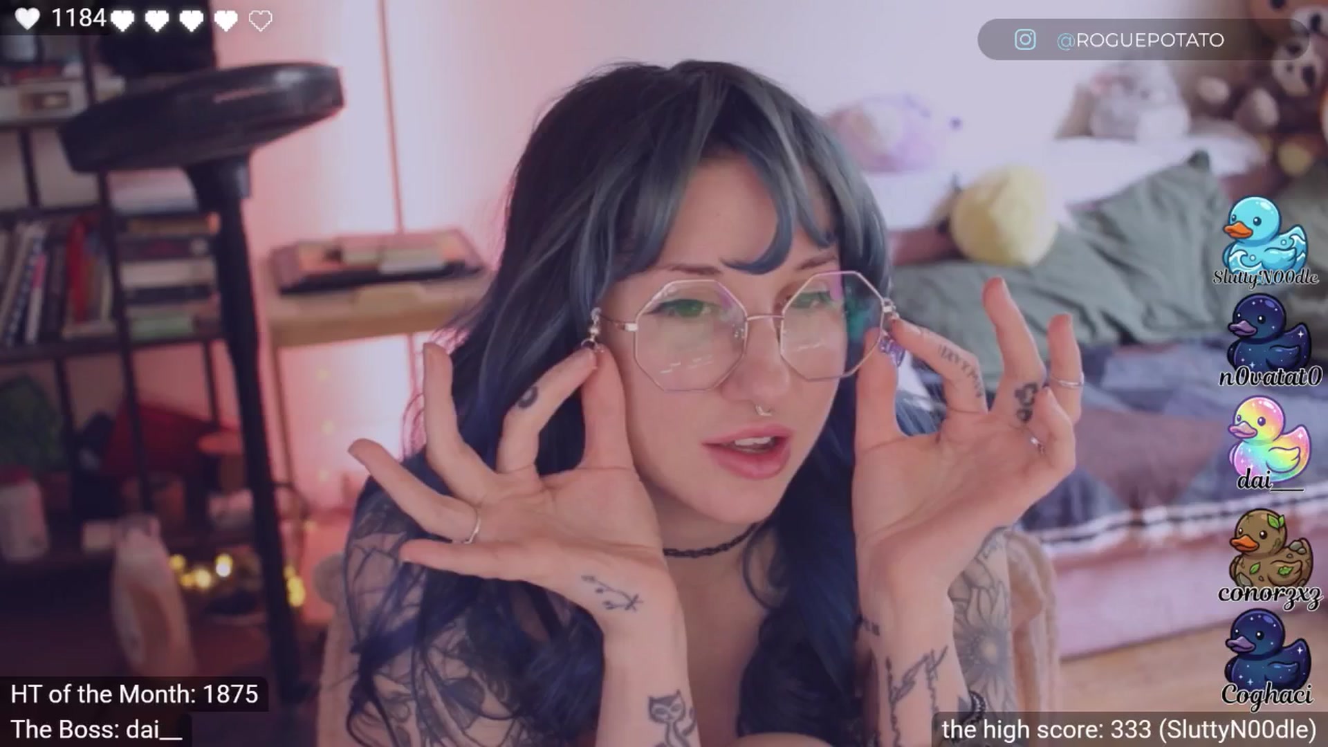 Gallery image thumbnail from little_crow's myfreecams stream on, 04/11/2026, 02:00 image 6 of 20