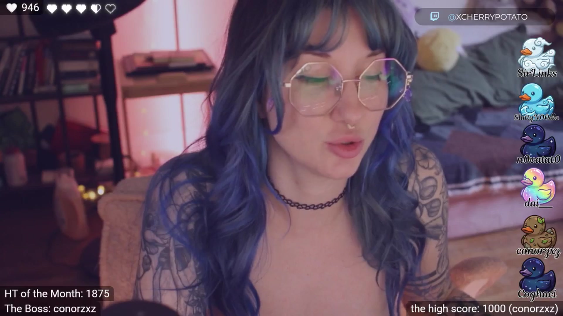 Gallery image thumbnail from little_crow's myfreecams stream on, 04/11/2026, 02:00 image 18 of 20