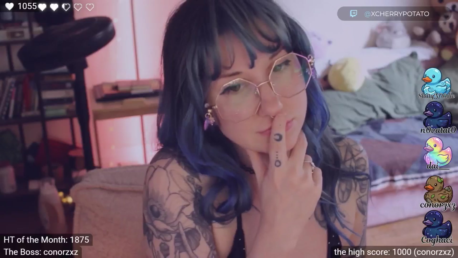 Gallery image thumbnail from little_crow's myfreecams stream on, 04/11/2026, 02:00 image 11 of 20