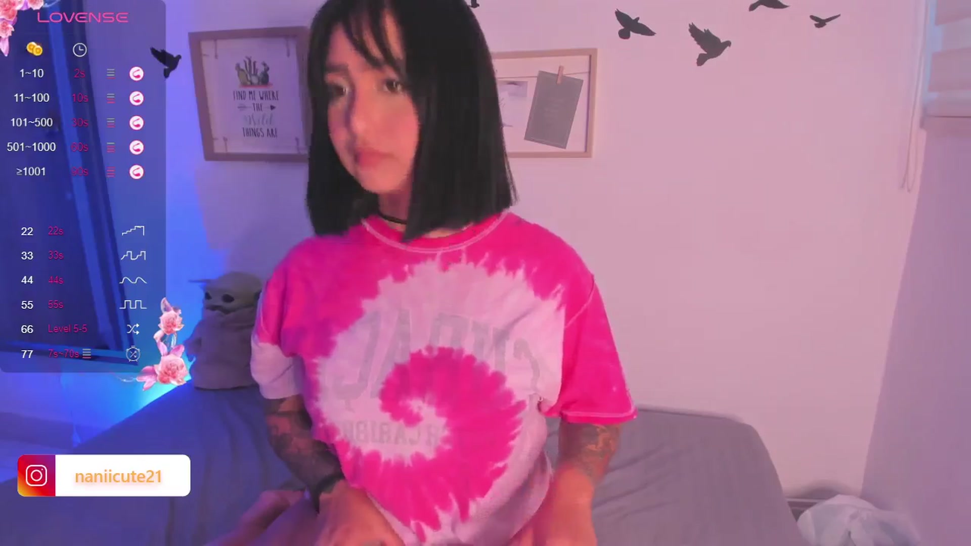 Gallery image thumbnail from littlebelle_'s myfreecams stream on, 06/09/2024, 23:32 image 12 of 20