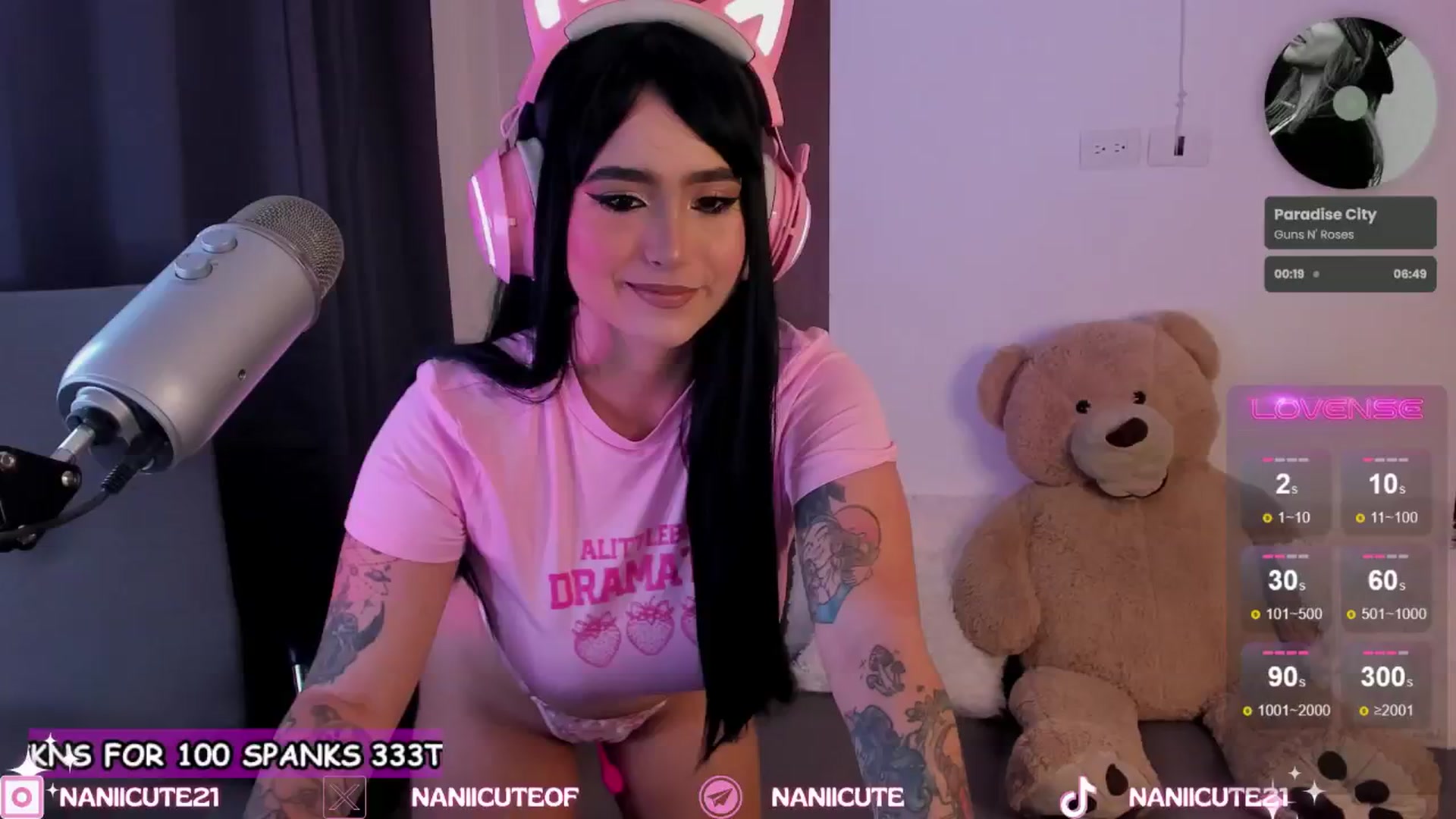 Gallery image thumbnail from littlebelle_'s myfreecams stream on, 08/20/2024, 17:28 image 4 of 20