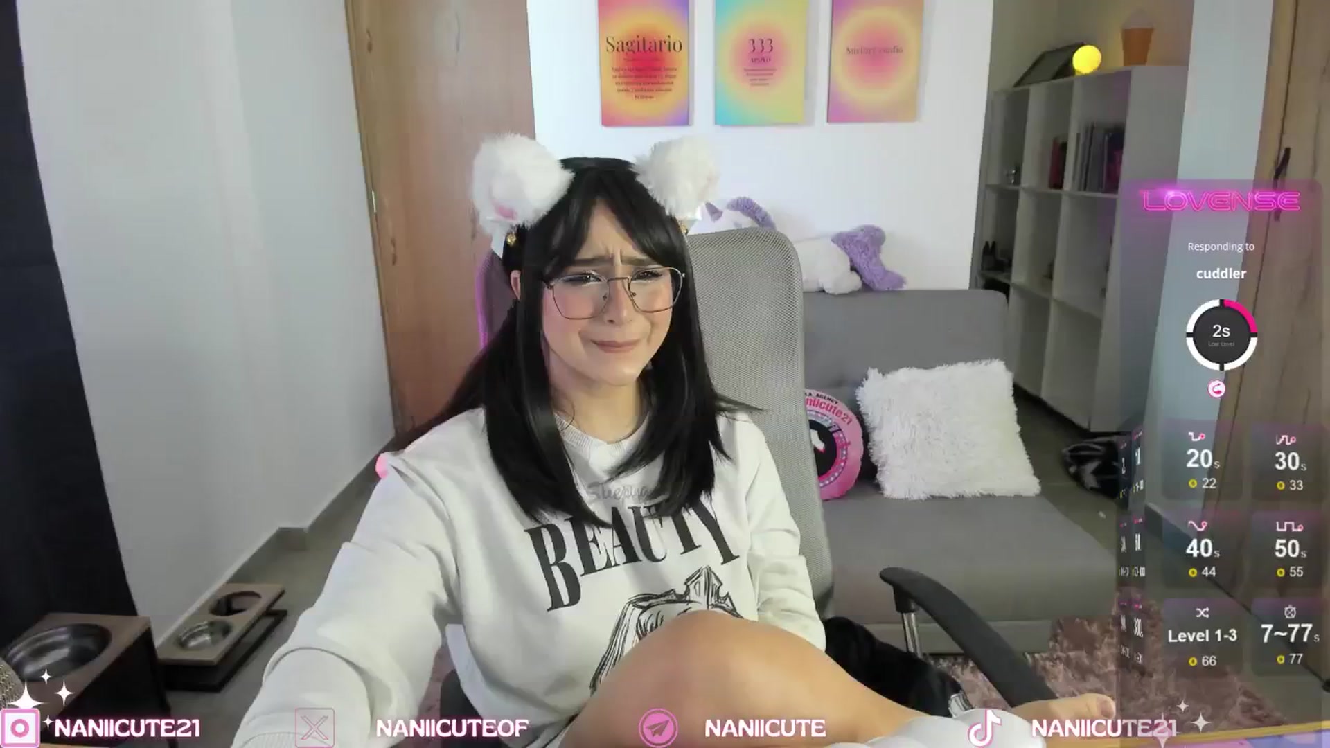 Gallery image thumbnail from littlebelle_'s myfreecams stream on, 09/11/2024, 16:20 image 7 of 20