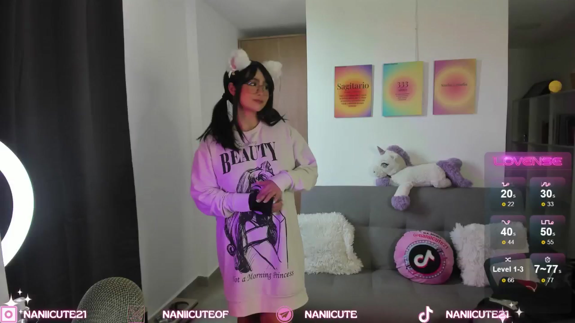 Gallery image thumbnail from littlebelle_'s myfreecams stream on, 09/11/2024, 16:20 image 18 of 20