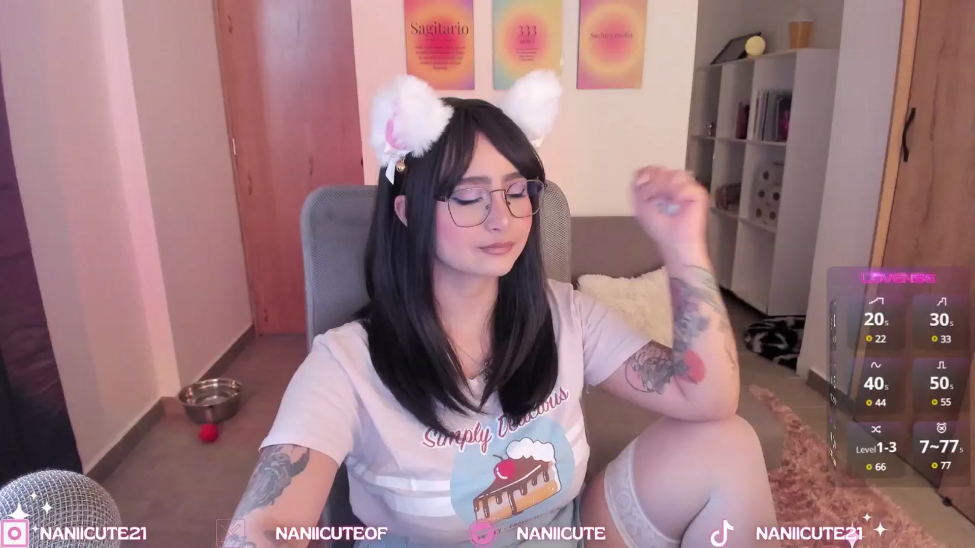 Gallery image thumbnail from littlebelle_'s myfreecams stream on, 09/13/2024, 18:20 image 17 of 20