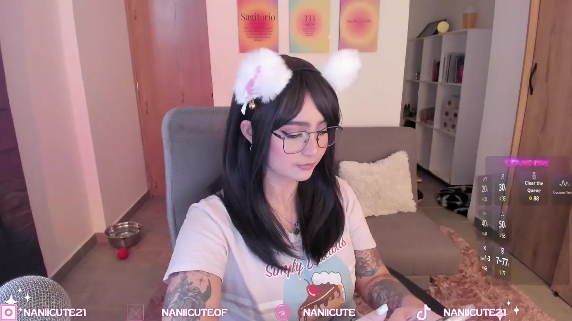 Gallery image thumbnail from littlebelle_'s myfreecams stream on, 09/13/2024, 18:20 image 19 of 20