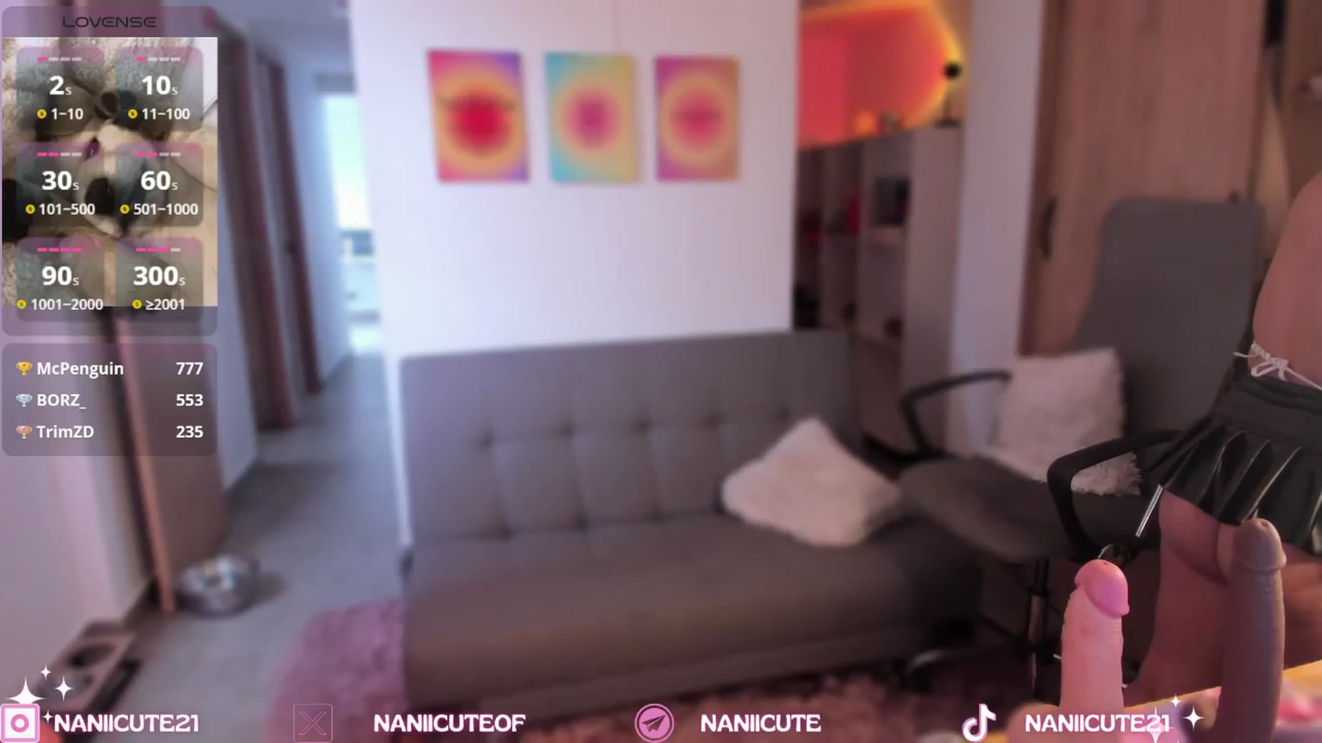 Gallery image thumbnail from littlebelle_'s myfreecams stream on, 09/27/2024, 19:07 image 19 of 20