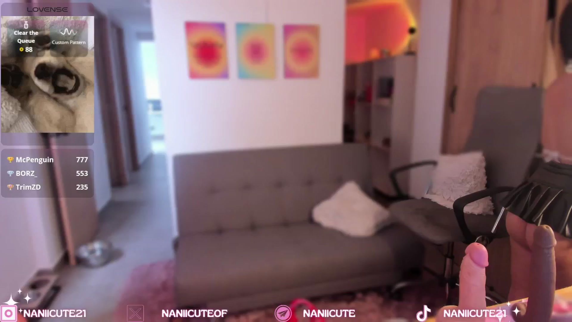 Gallery image thumbnail from littlebelle_'s myfreecams stream on, 09/27/2024, 19:07 image 18 of 20