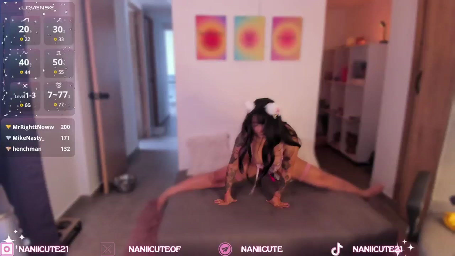 Gallery image thumbnail from littlebelle_'s myfreecams stream on, 10/03/2024, 16:20 image 7 of 20