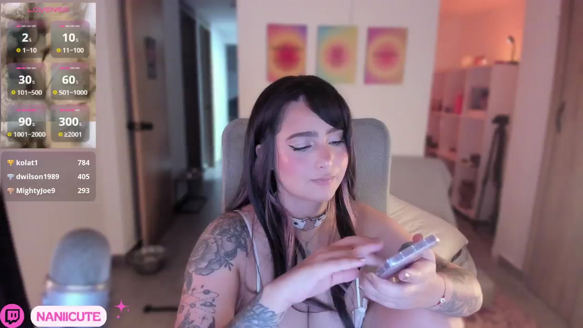 Gallery image thumbnail from littlebelle_'s myfreecams stream on, 10/05/2024, 02:22 image 14 of 20