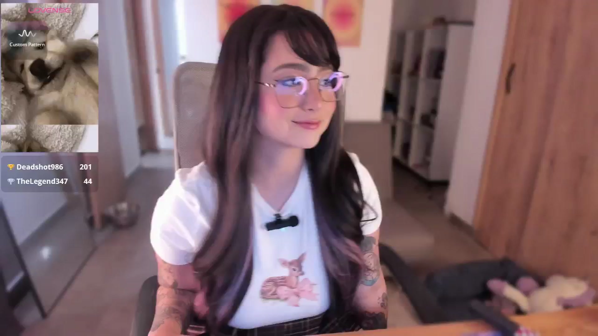 Gallery image thumbnail from littlebelle_'s myfreecams stream on, 10/19/2024, 18:47 image 6 of 20