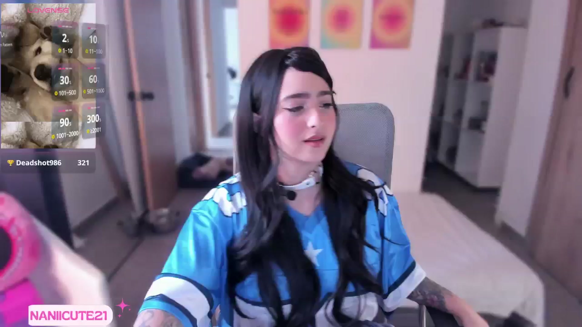 Gallery image thumbnail from littlebelle_'s myfreecams stream on, 10/24/2024, 15:19 image 10 of 20