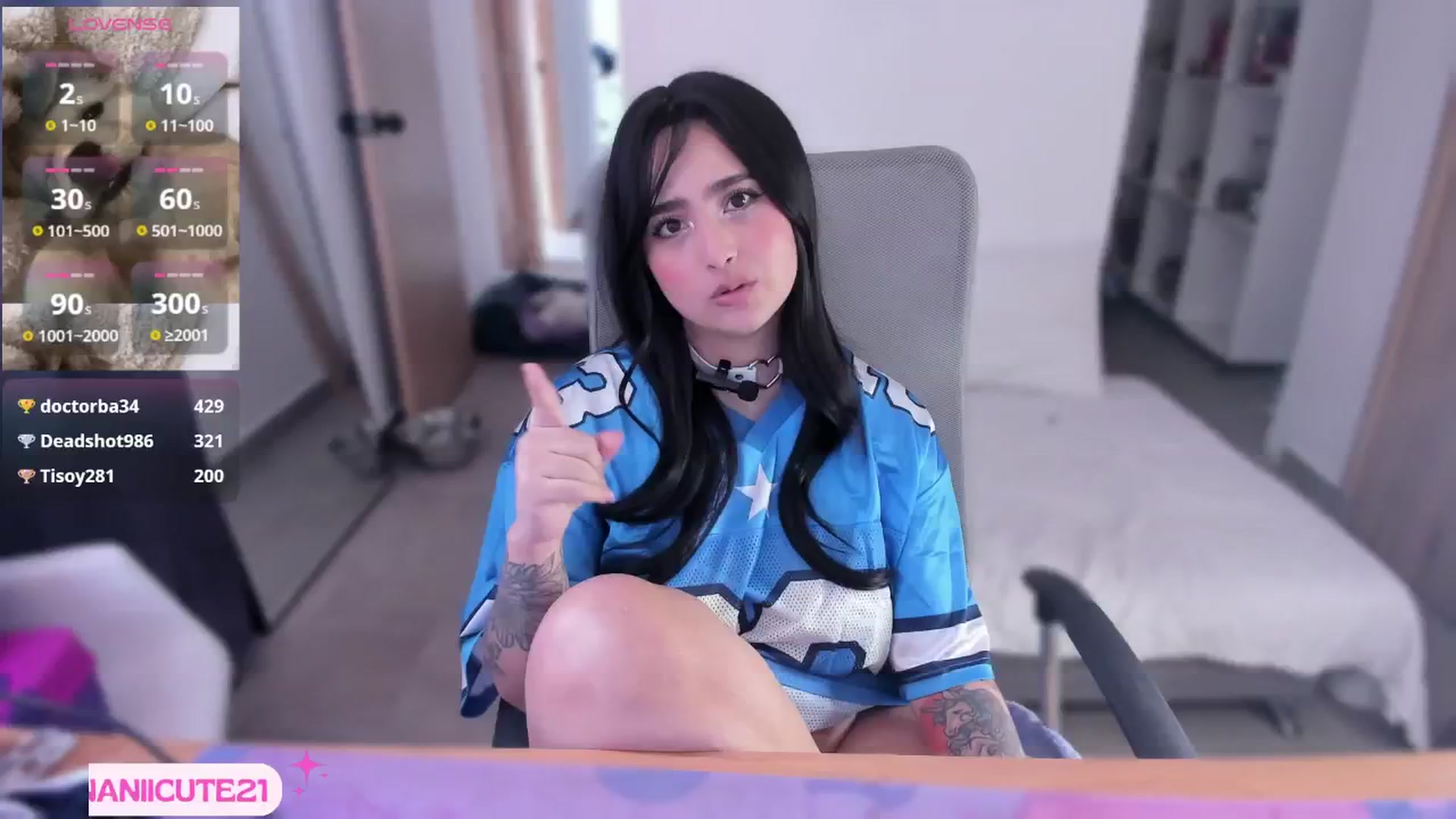 Gallery image thumbnail from littlebelle_'s myfreecams stream on, 10/24/2024, 17:42 image 18 of 20