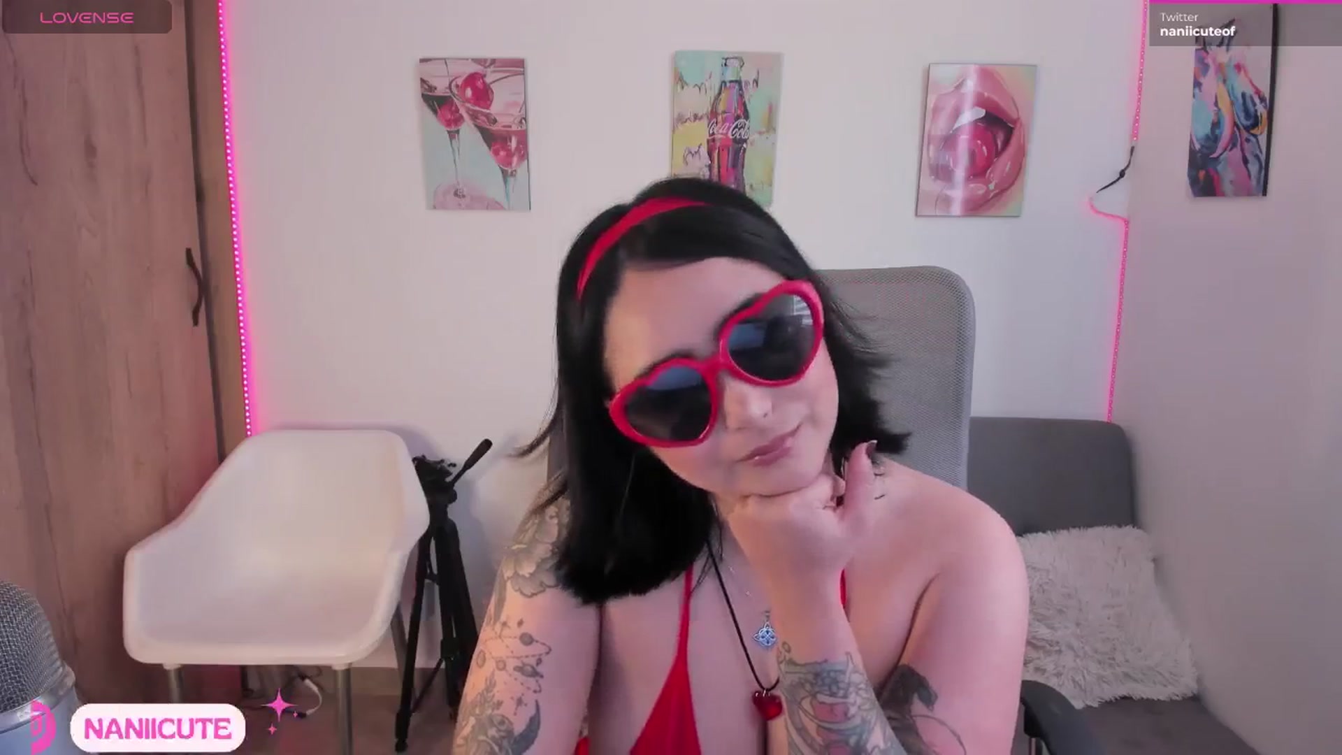 Gallery image thumbnail from littlebelle_'s myfreecams stream on, 02/14/2025, 17:43 image 4 of 20
