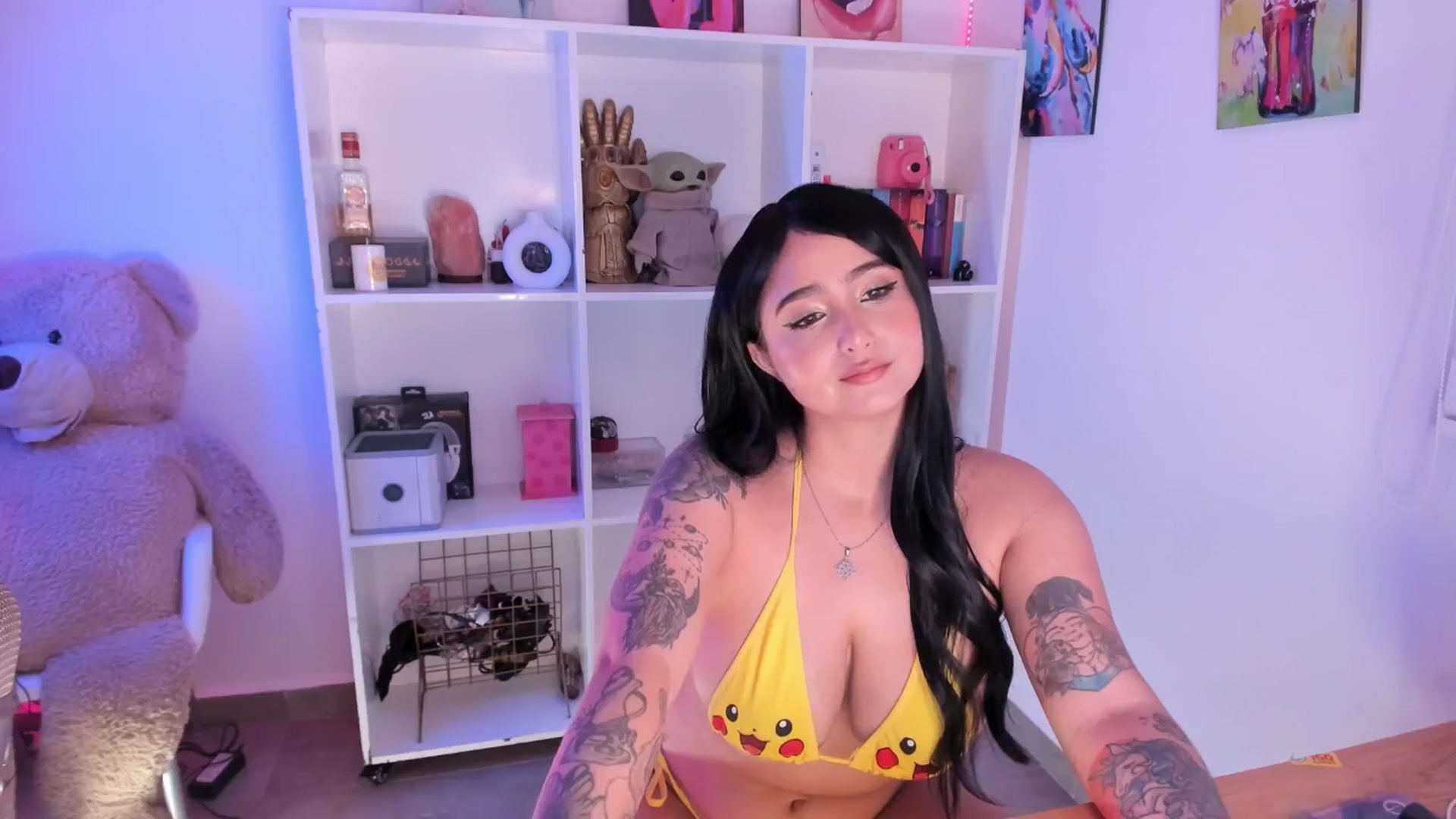 Gallery image thumbnail from littlebelle_'s myfreecams stream on, 03/20/2025, 08:07 image 6 of 20