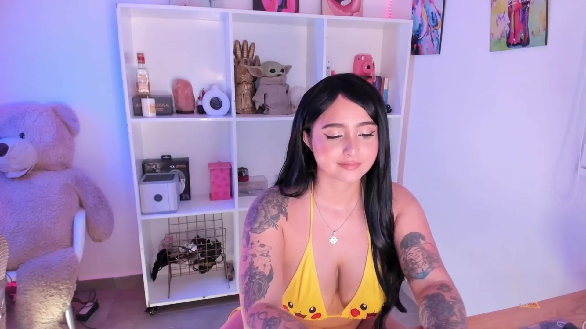 Gallery image thumbnail from littlebelle_'s myfreecams stream on, 03/20/2025, 08:07 image 5 of 20