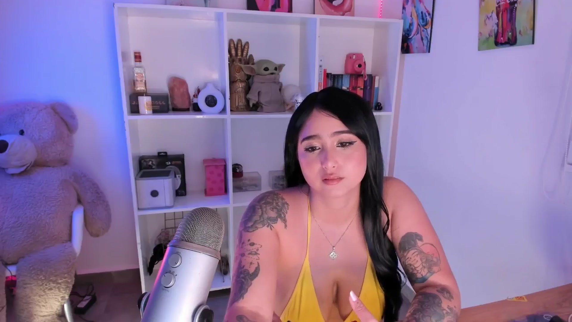 Gallery image thumbnail from littlebelle_'s myfreecams stream on, 03/20/2025, 08:07 image 19 of 20