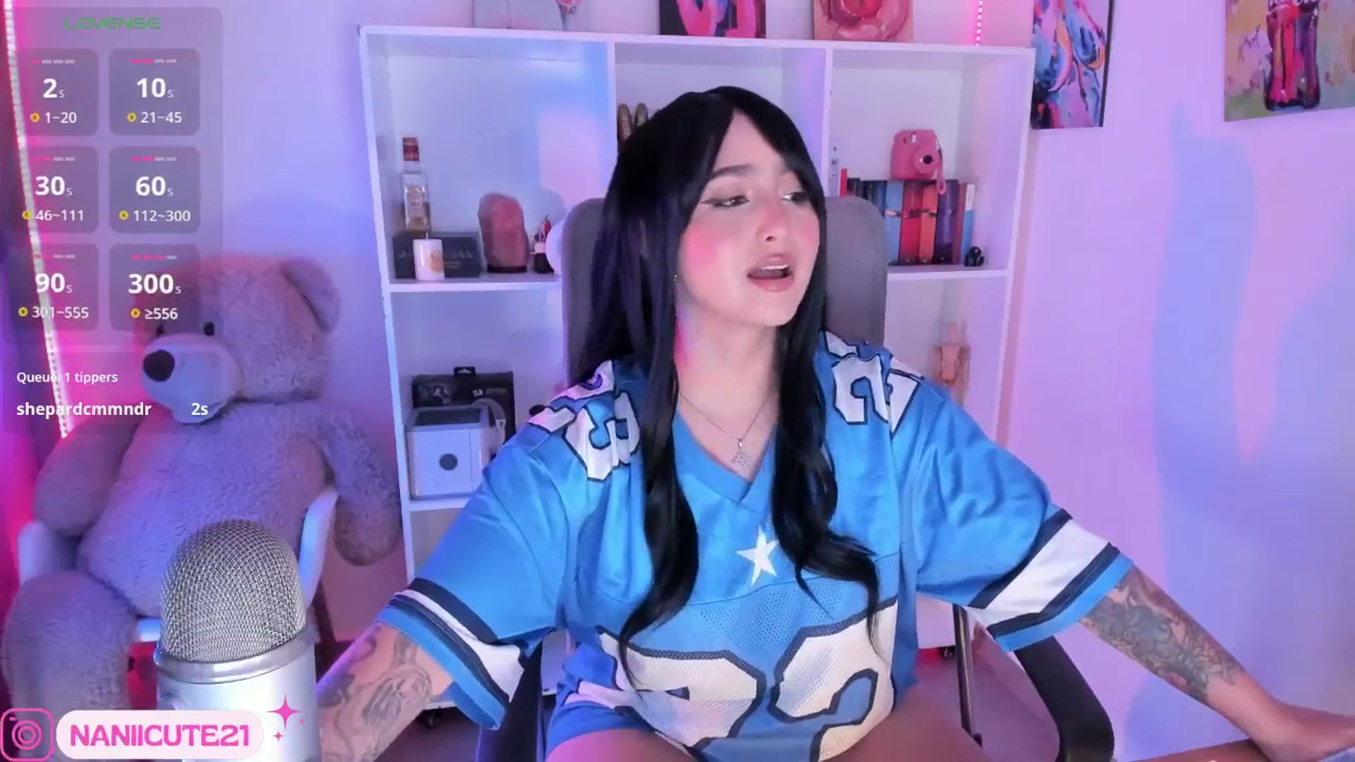 Gallery image thumbnail from littlebelle_'s myfreecams stream on, 03/25/2025, 04:43 image 16 of 20