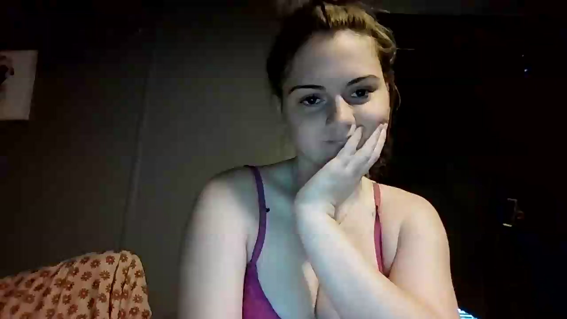 Gallery image thumbnail from littlelola88's myfreecams stream on, 05/12/2026, 17:49 image 16 of 20