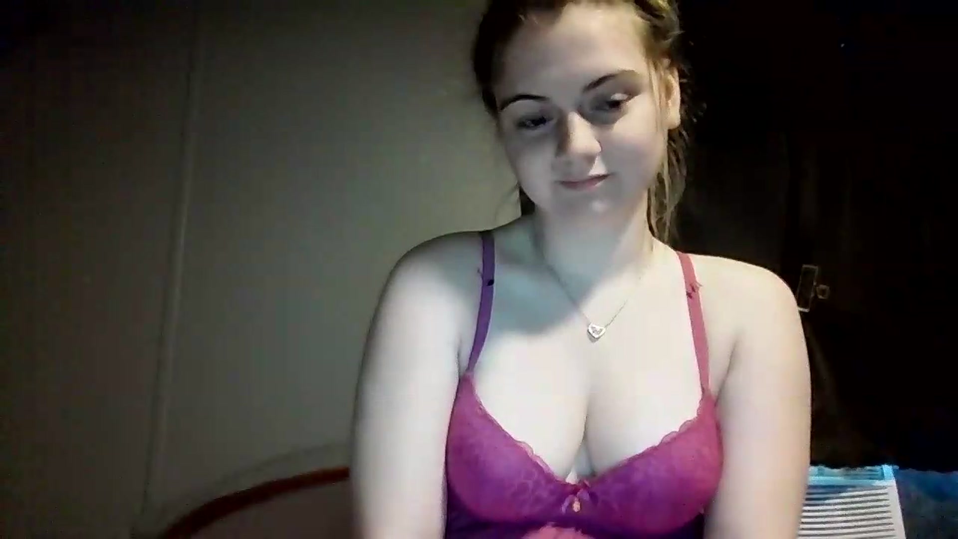 Gallery image thumbnail from littlelola88's myfreecams stream on, 05/12/2026, 19:09 image 13 of 20