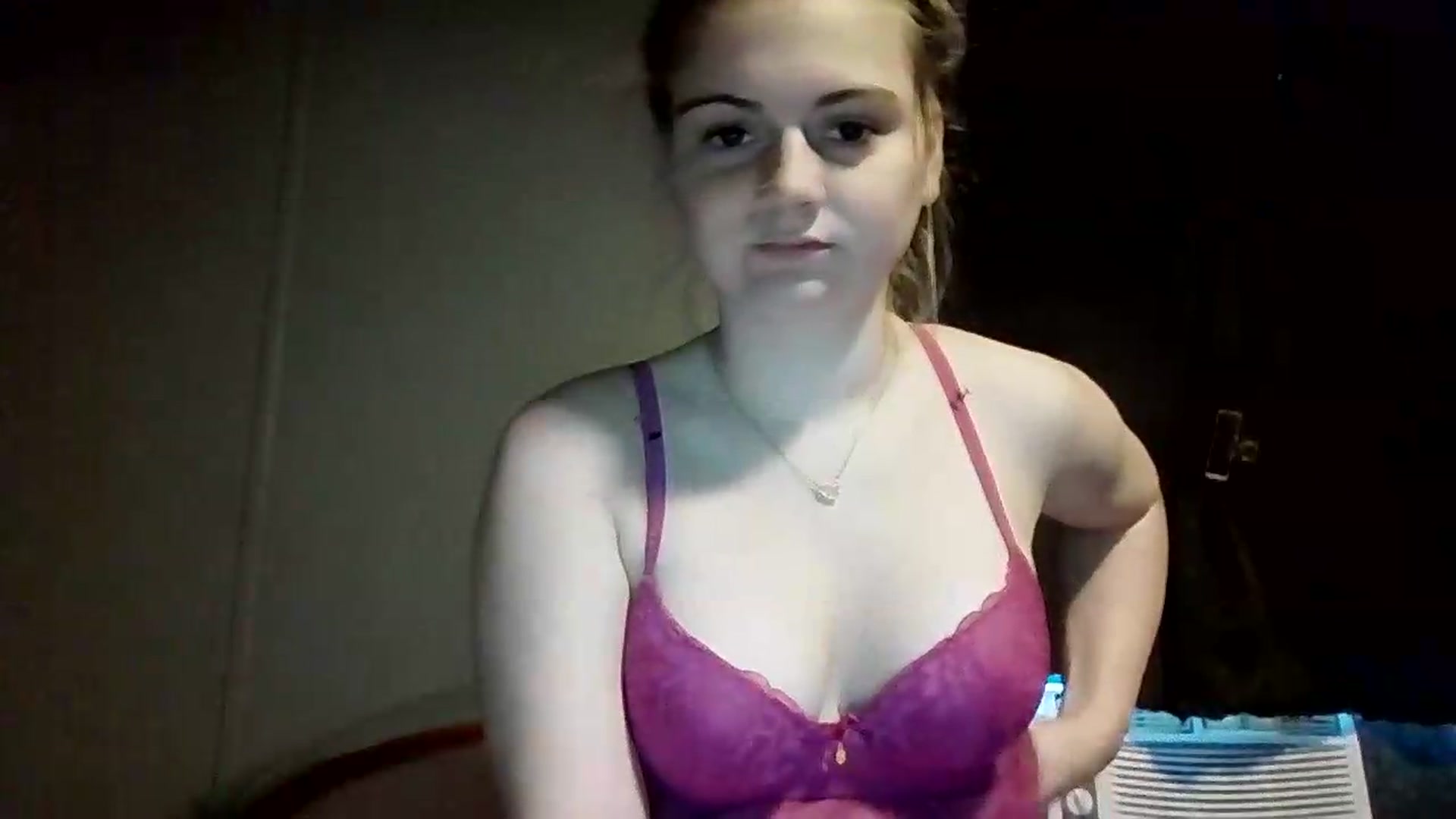 Gallery image thumbnail from littlelola88's myfreecams stream on, 05/12/2026, 19:09 image 4 of 20