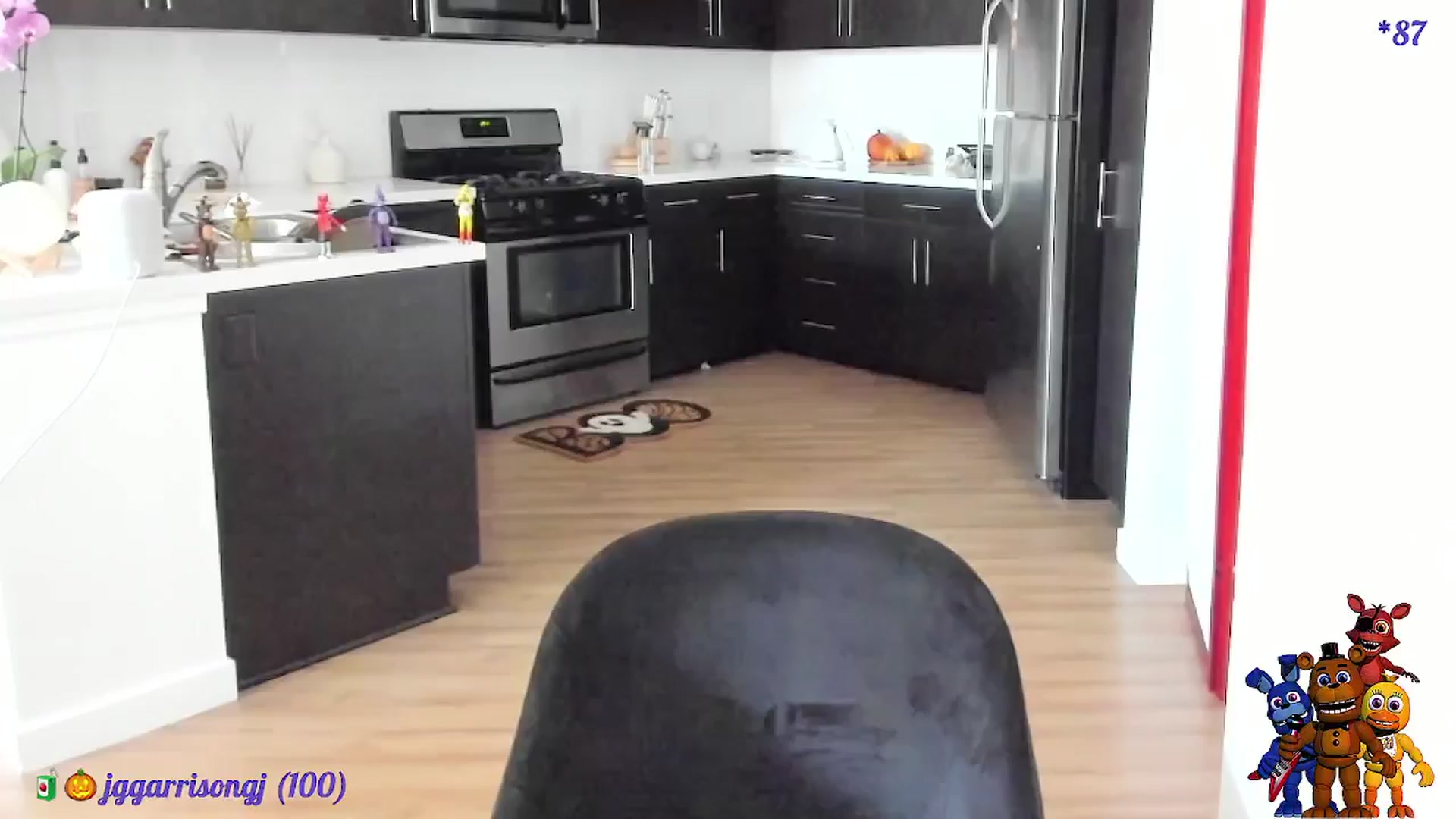 Gallery image thumbnail from litty's myfreecams stream on, 10/23/2024, 24:13 image 10 of 20