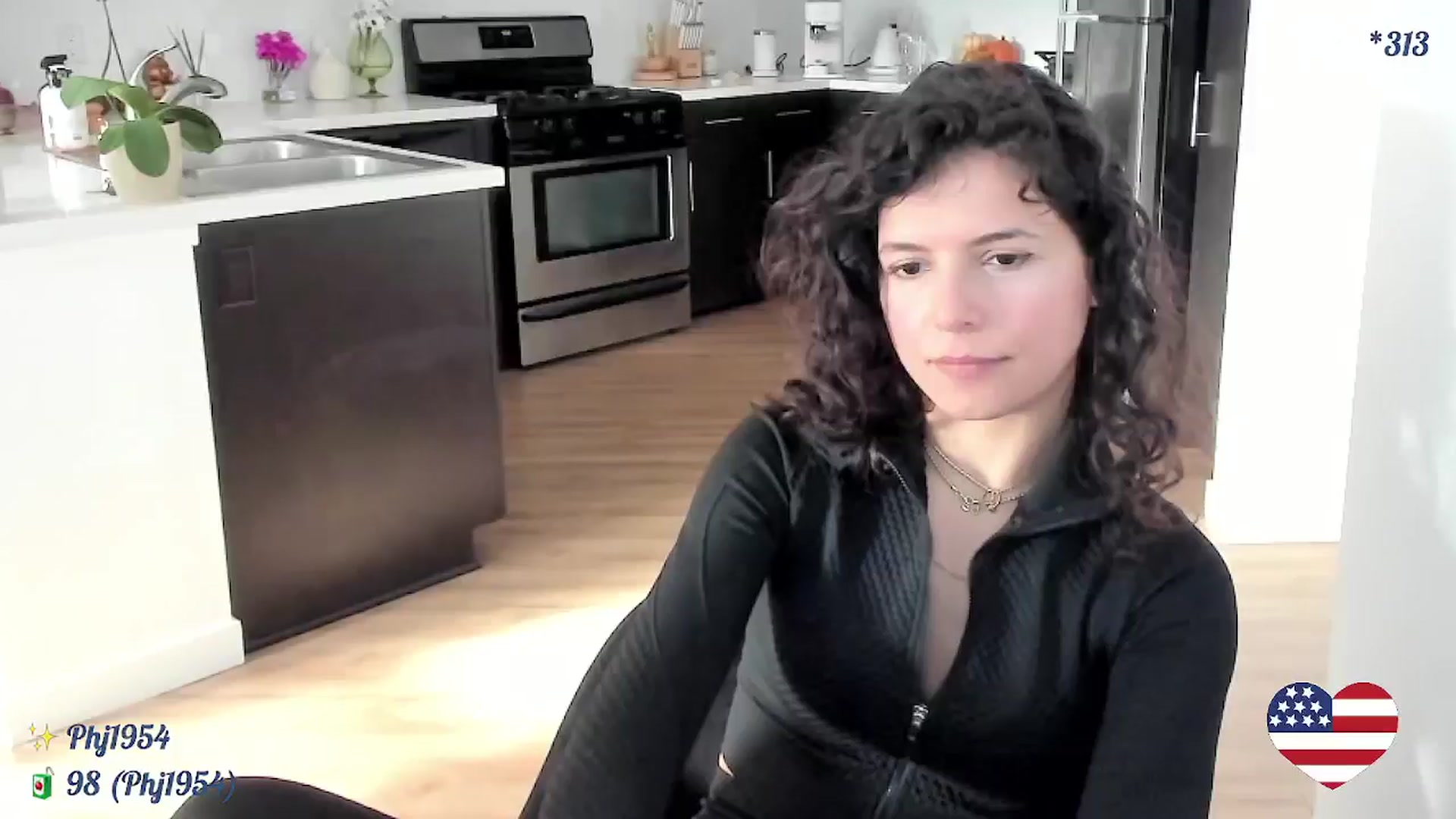 Gallery image thumbnail from litty's myfreecams stream on, 11/06/2024, 24:20 image 16 of 20
