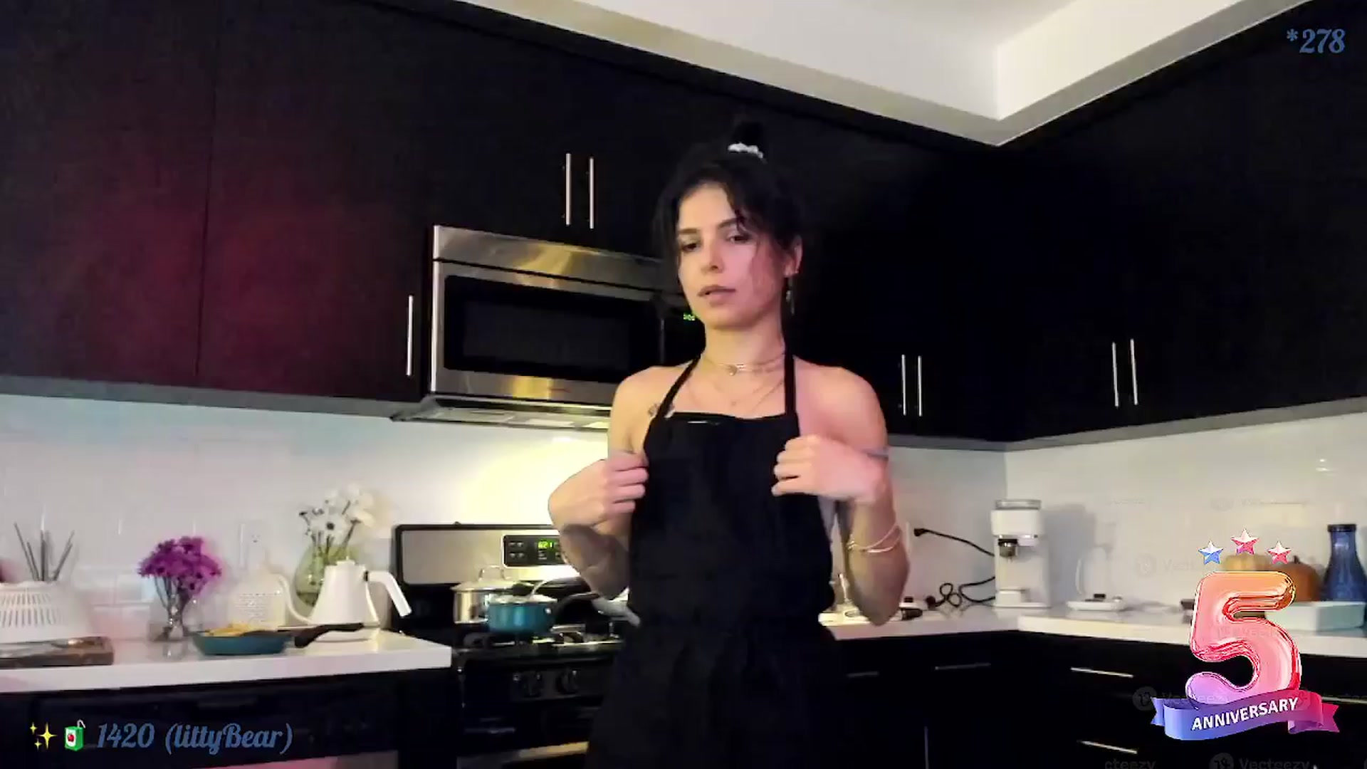 Gallery image thumbnail from litty's myfreecams stream on, 11/09/2024, 03:56 image 9 of 20