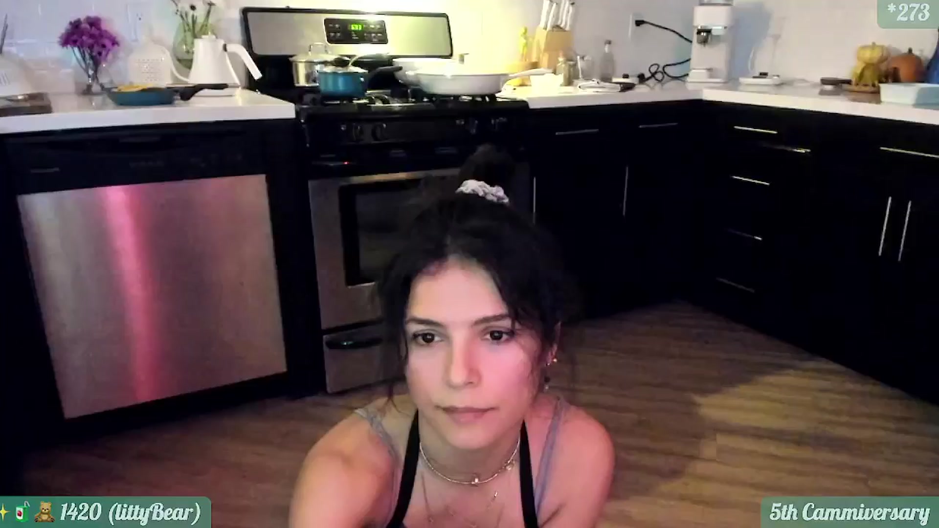 Gallery image thumbnail from litty's myfreecams stream on, 11/09/2024, 03:56 image 10 of 20