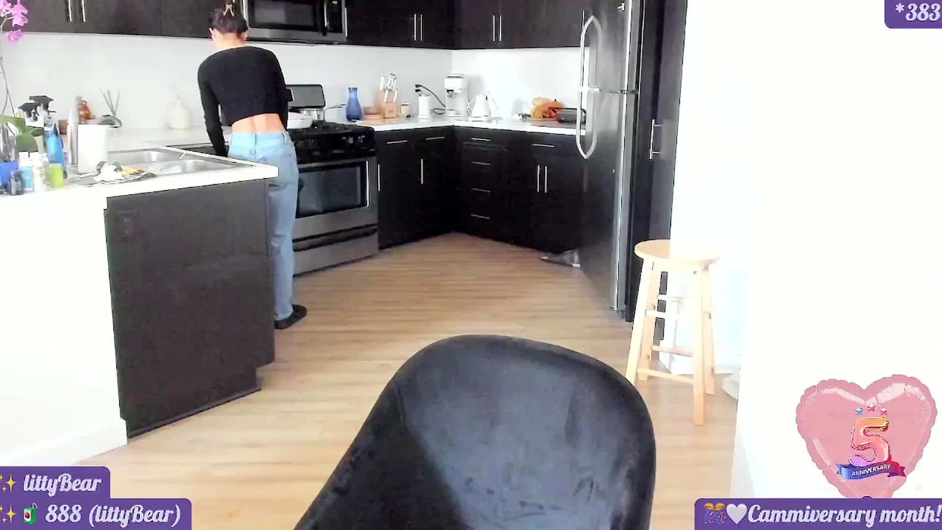 Gallery image thumbnail from litty's myfreecams stream on, 11/17/2024, 01:13 image 4 of 20