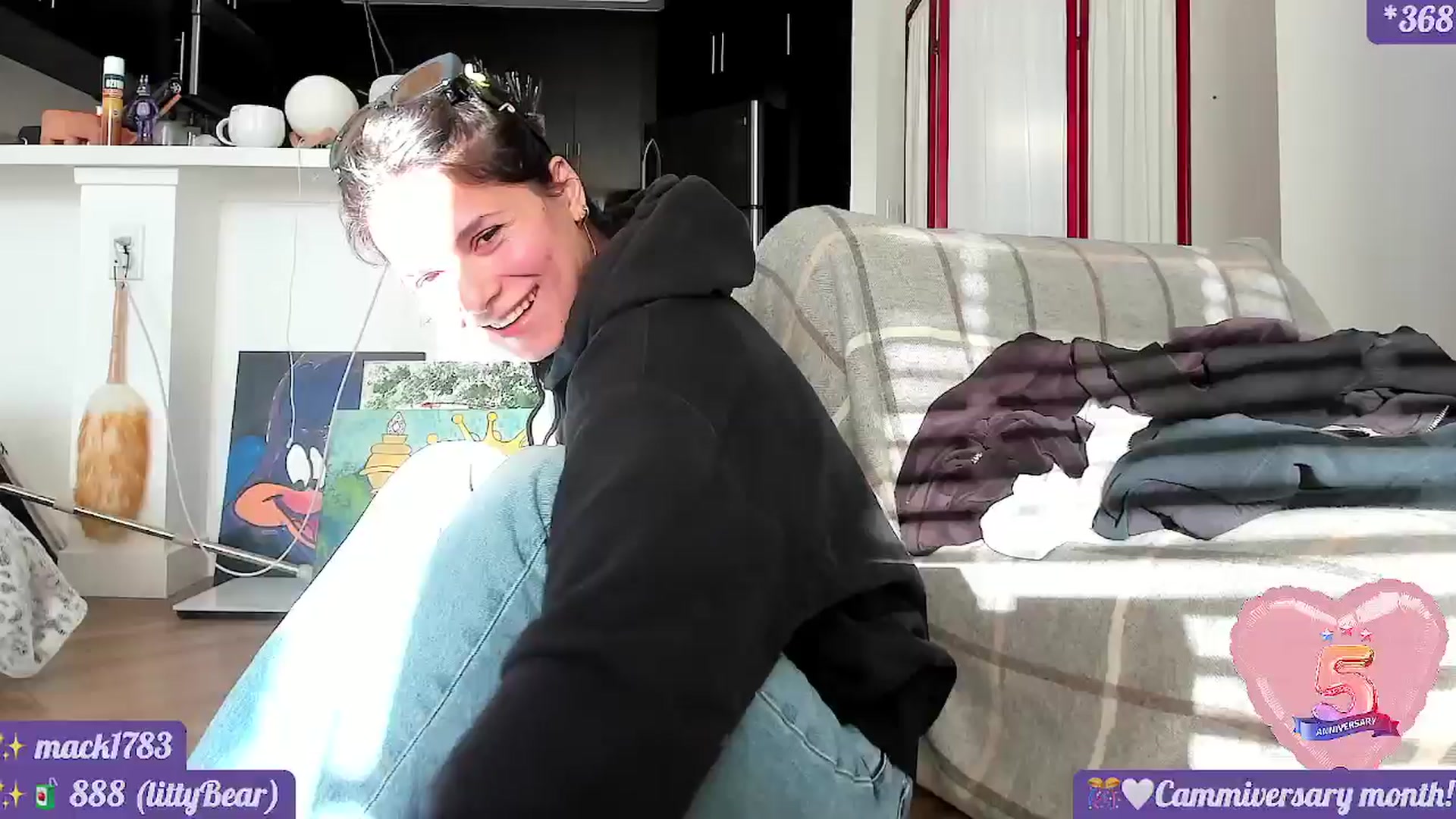 Gallery image thumbnail from litty's myfreecams stream on, 11/17/2024, 01:13 image 15 of 20