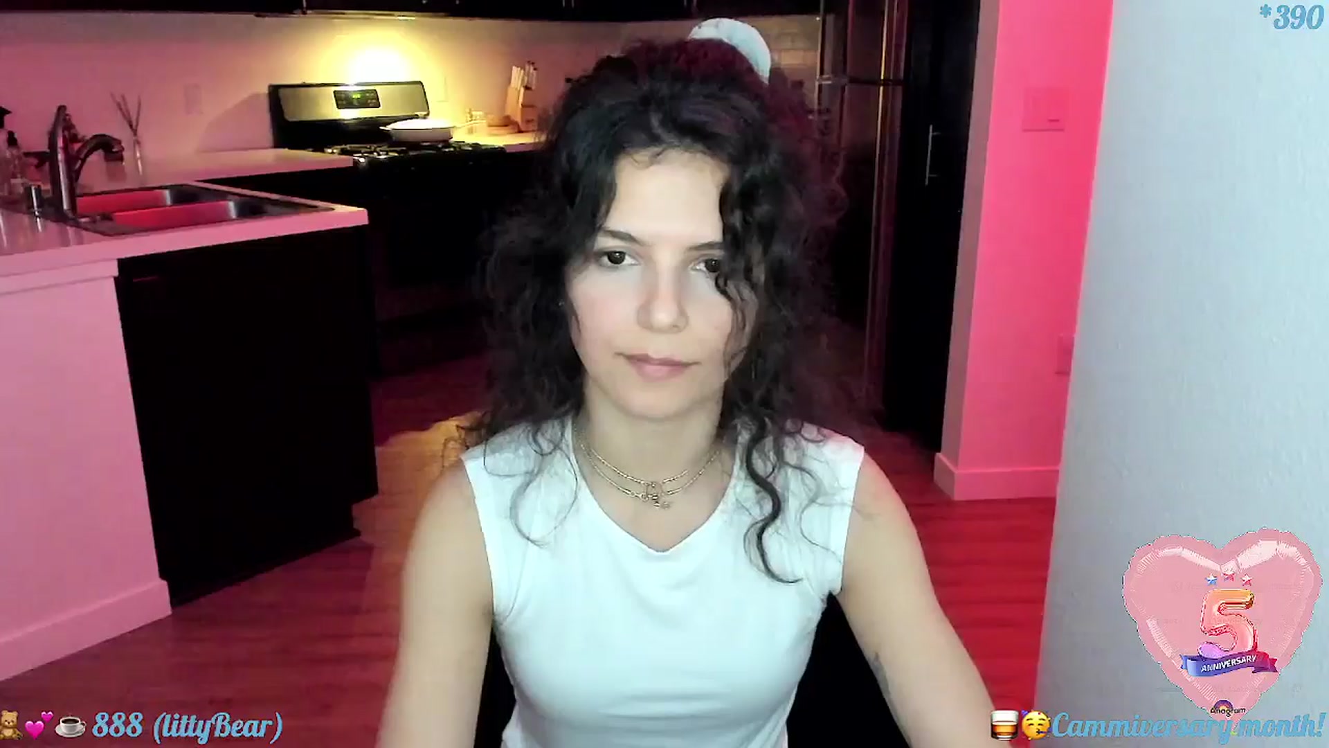 Gallery image thumbnail from litty's myfreecams stream on, 11/19/2024, 02:59 image 17 of 20