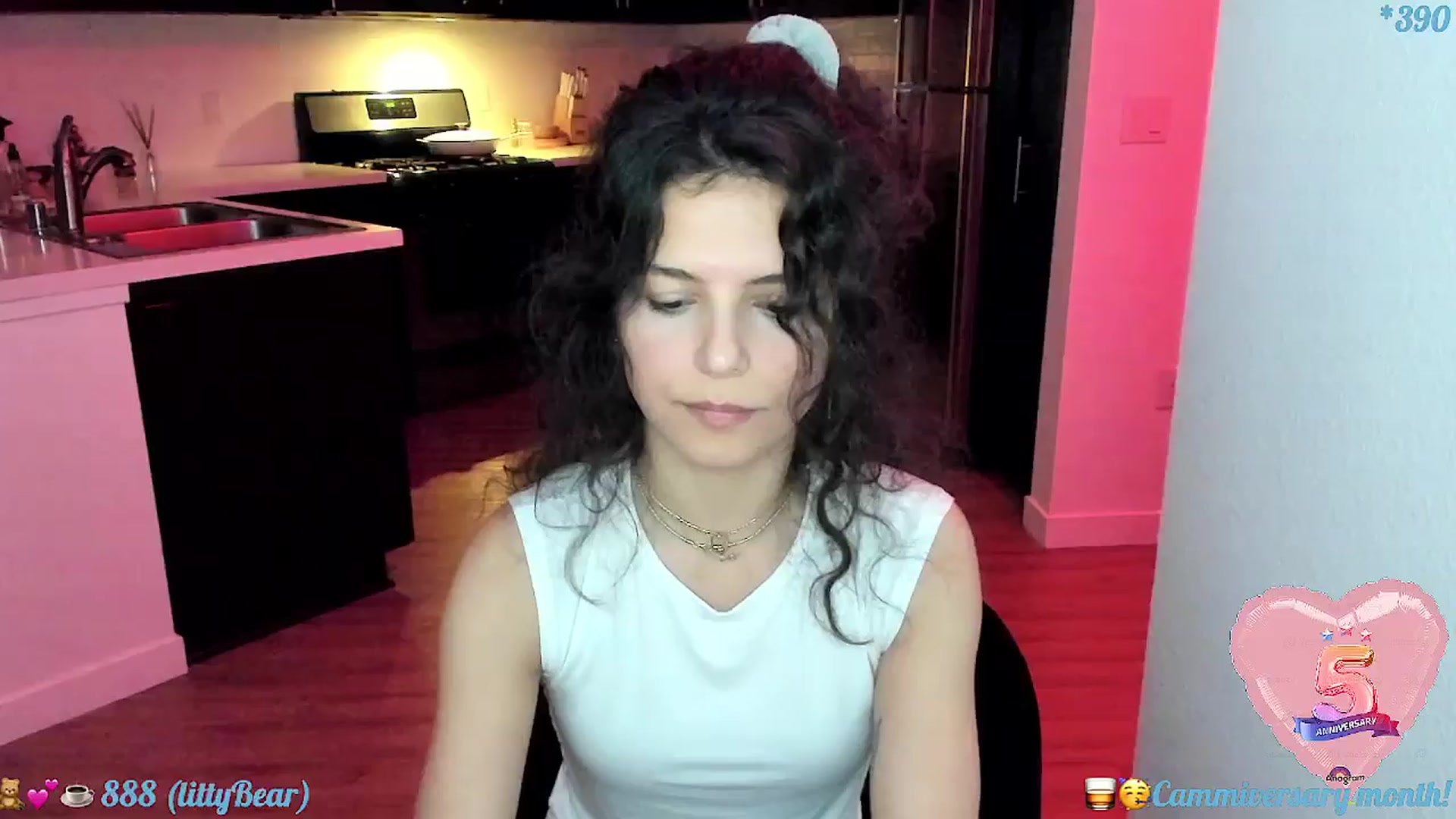 Gallery image thumbnail from litty's myfreecams stream on, 11/19/2024, 03:05 image 11 of 20